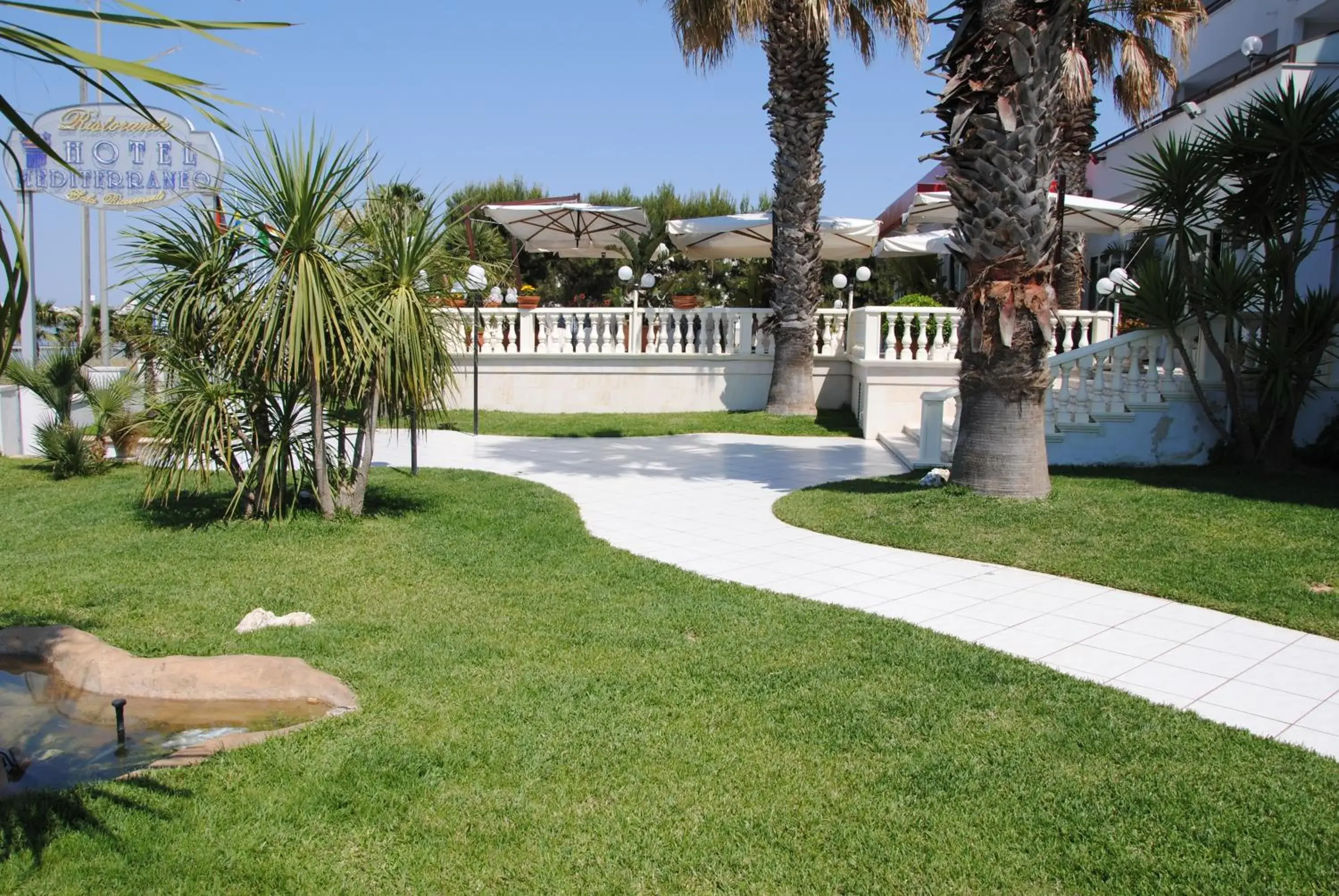 Facade/entrance, Garden in Hotel Mediterraneo