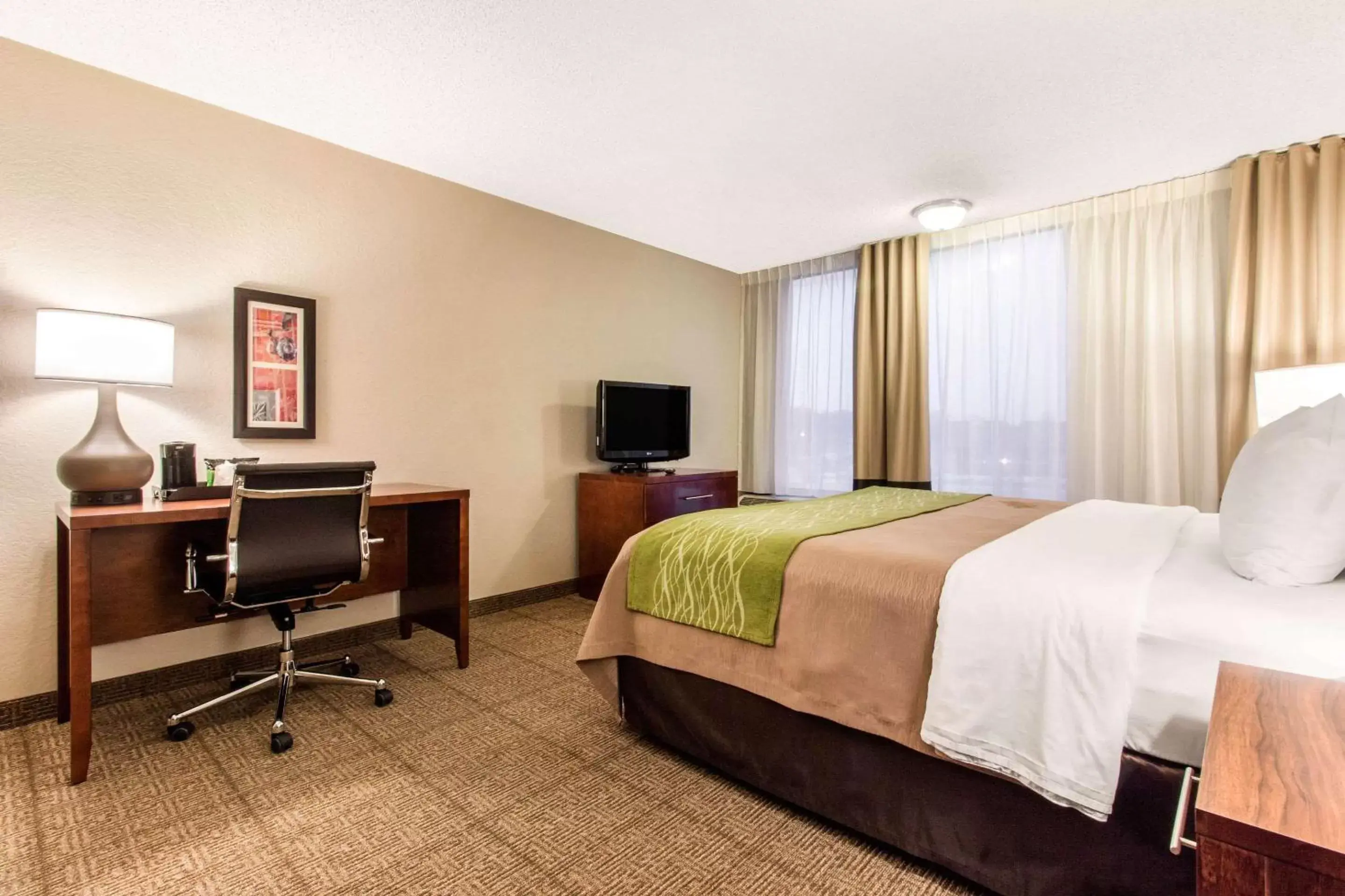Photo of the whole room in Comfort Inn & Suites Omaha