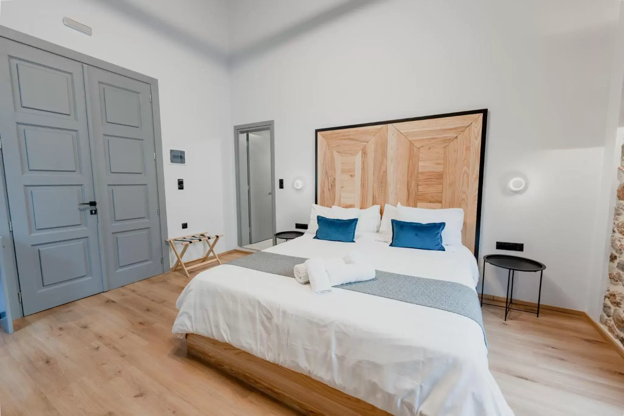 Bed in Impero Nafplio Hotel & Suites