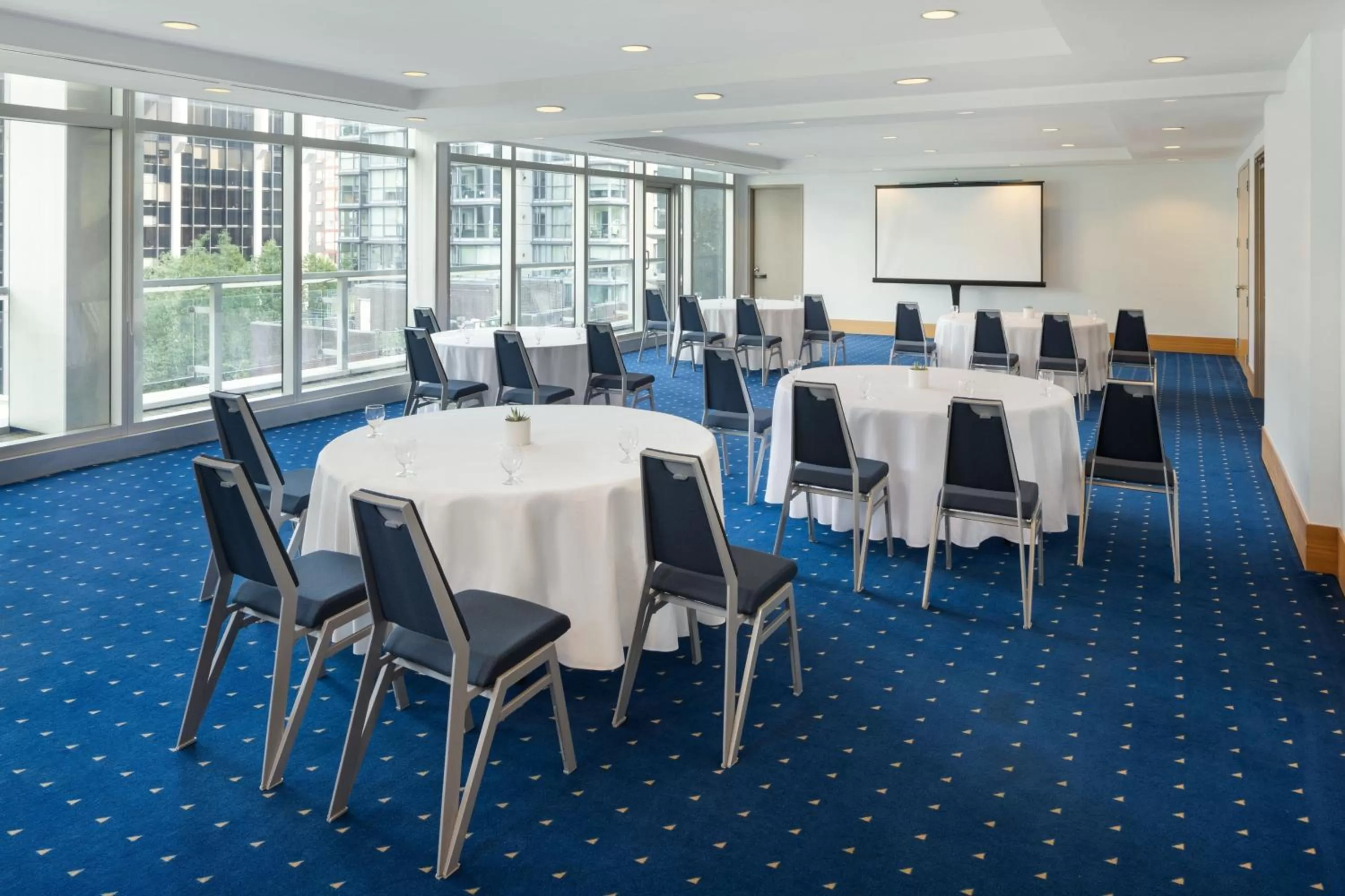 Meeting/conference room in Sheraton Vancouver Wall Centre
