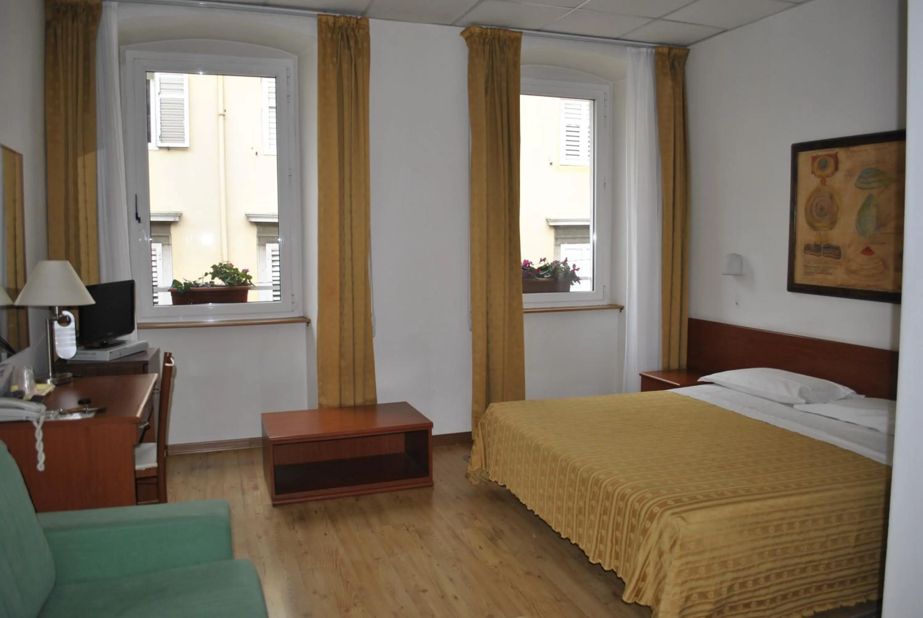 Bedroom, Bed in Albergo Al Viale