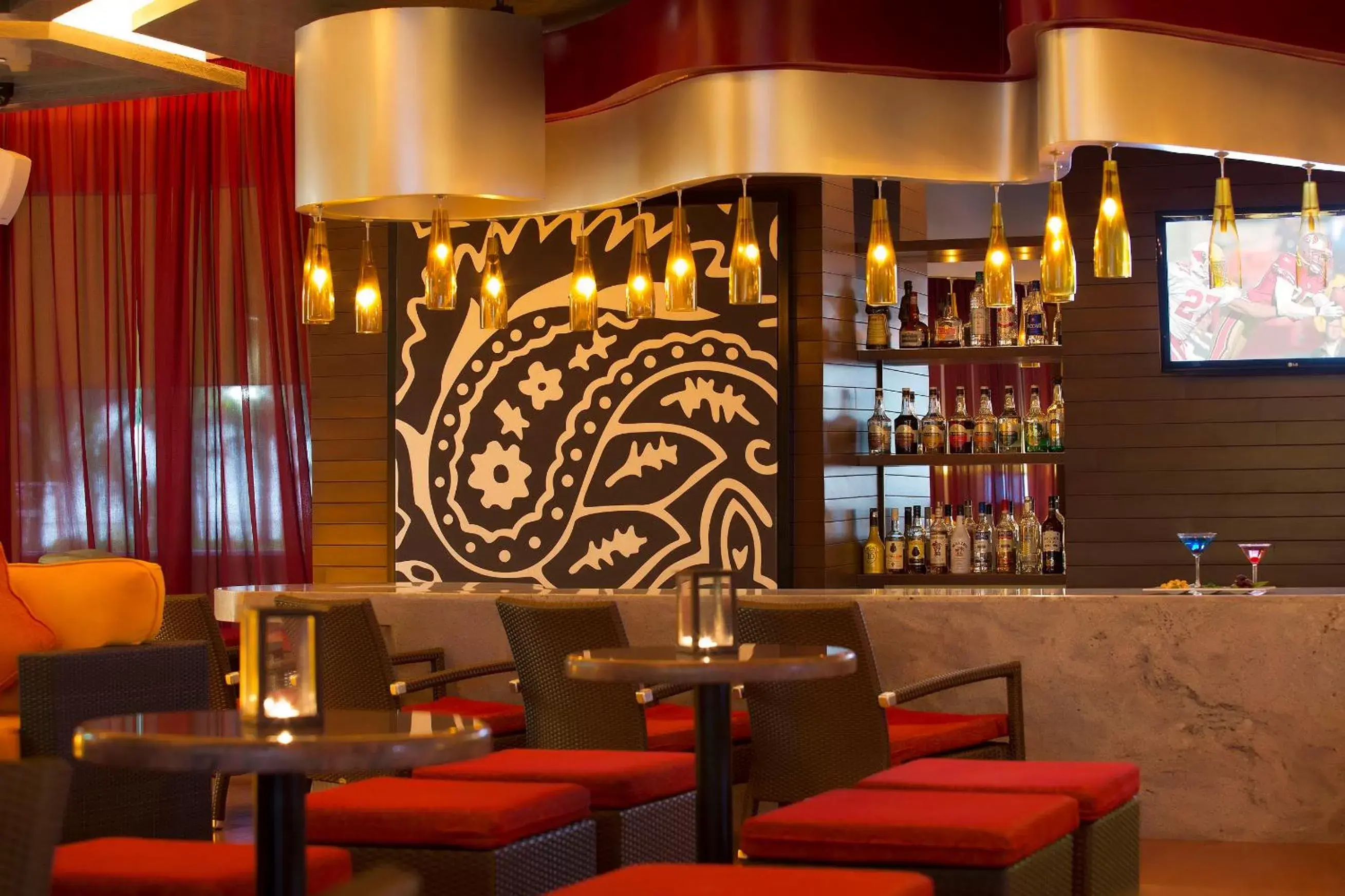 Lounge or bar, Lounge/Bar in Sunset Plaza Beach Resort Puerto Vallarta All Inclusive