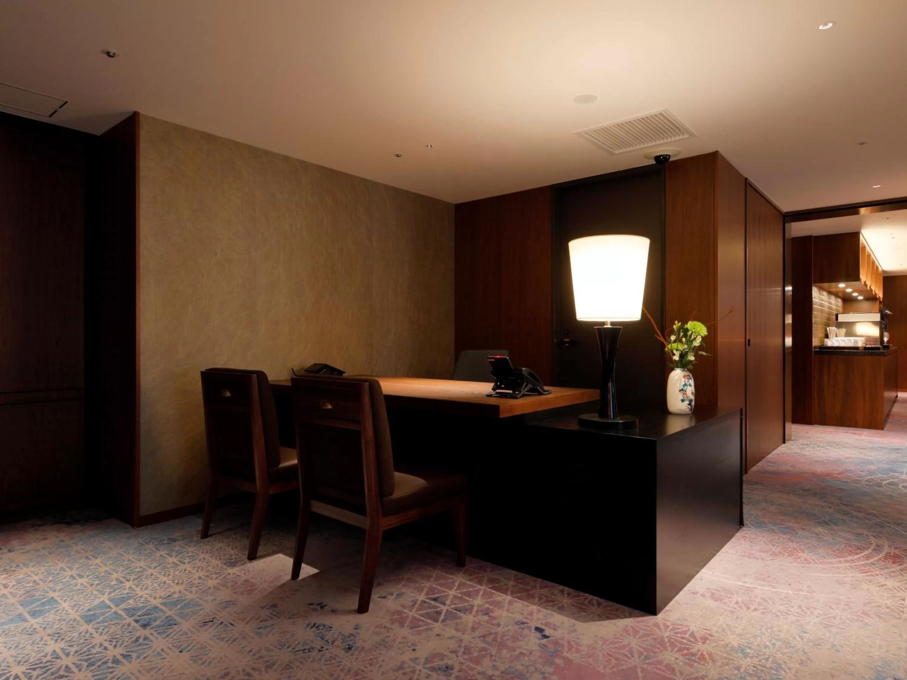 Lounge or bar in THE HOTEL SANRAKU KANAZAWA 21th December 2022 OPEN