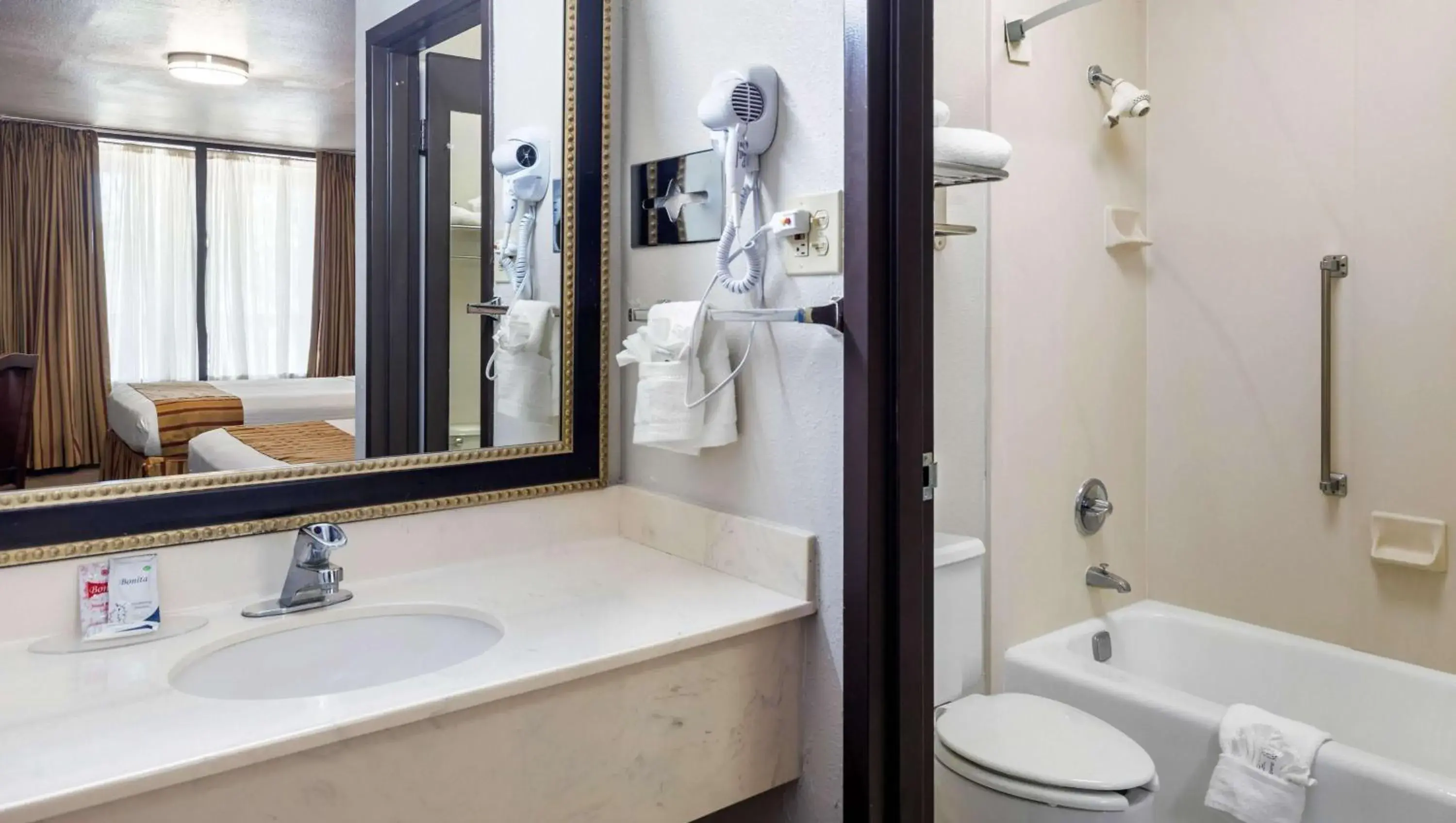 Bathroom in Magnuson Grand Hotel and Conference Center Tyler