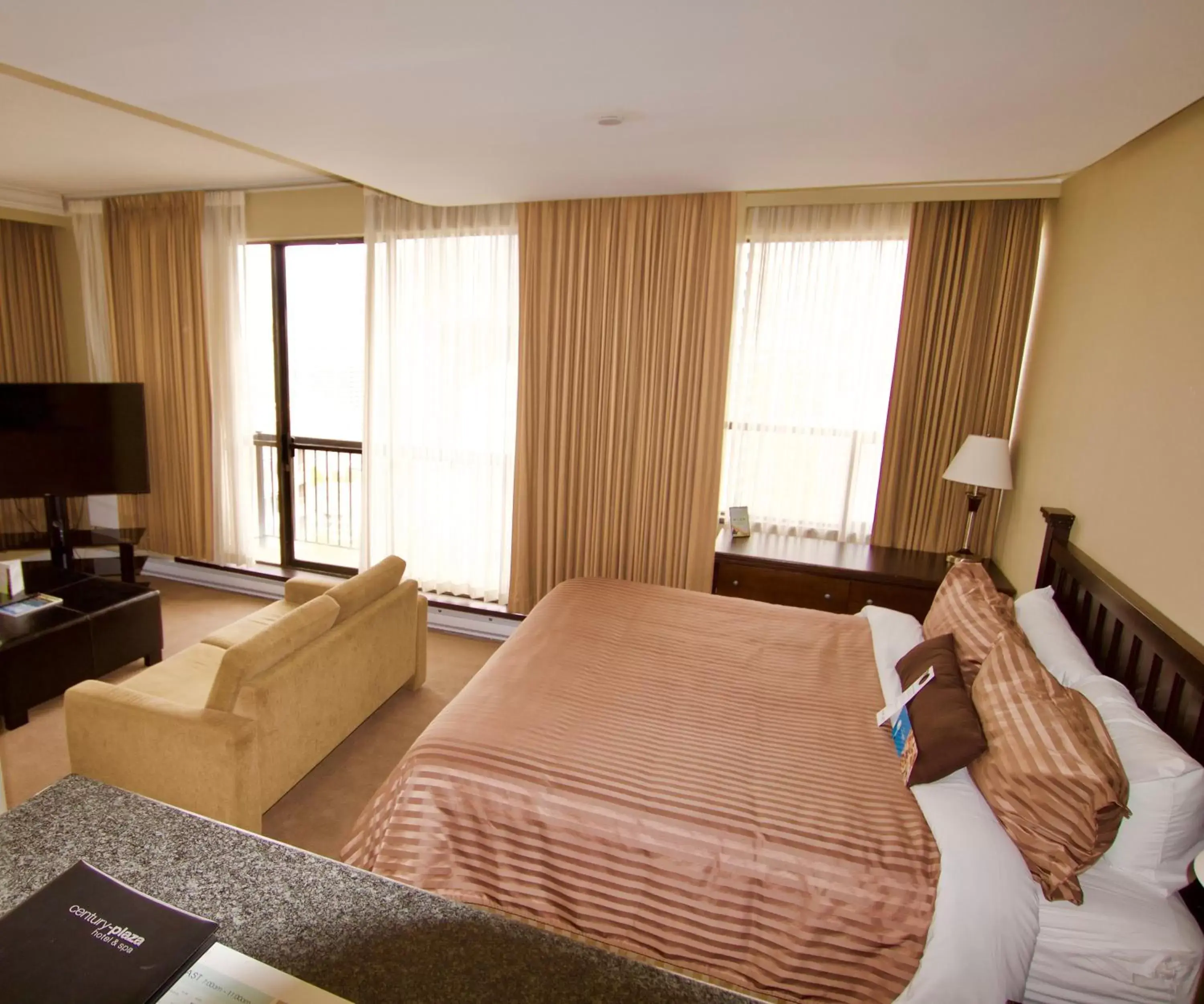 Bedroom in Century Plaza Hotel