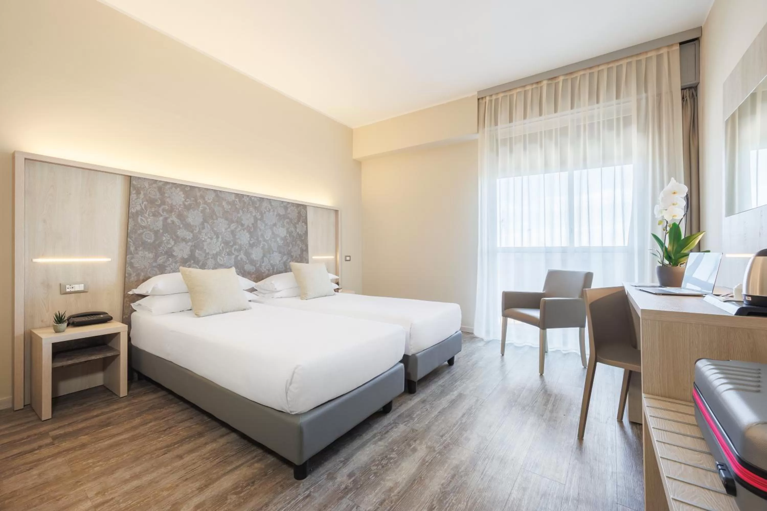 View (from property/room), Bed in JR Hotels Gate 7 Bologna