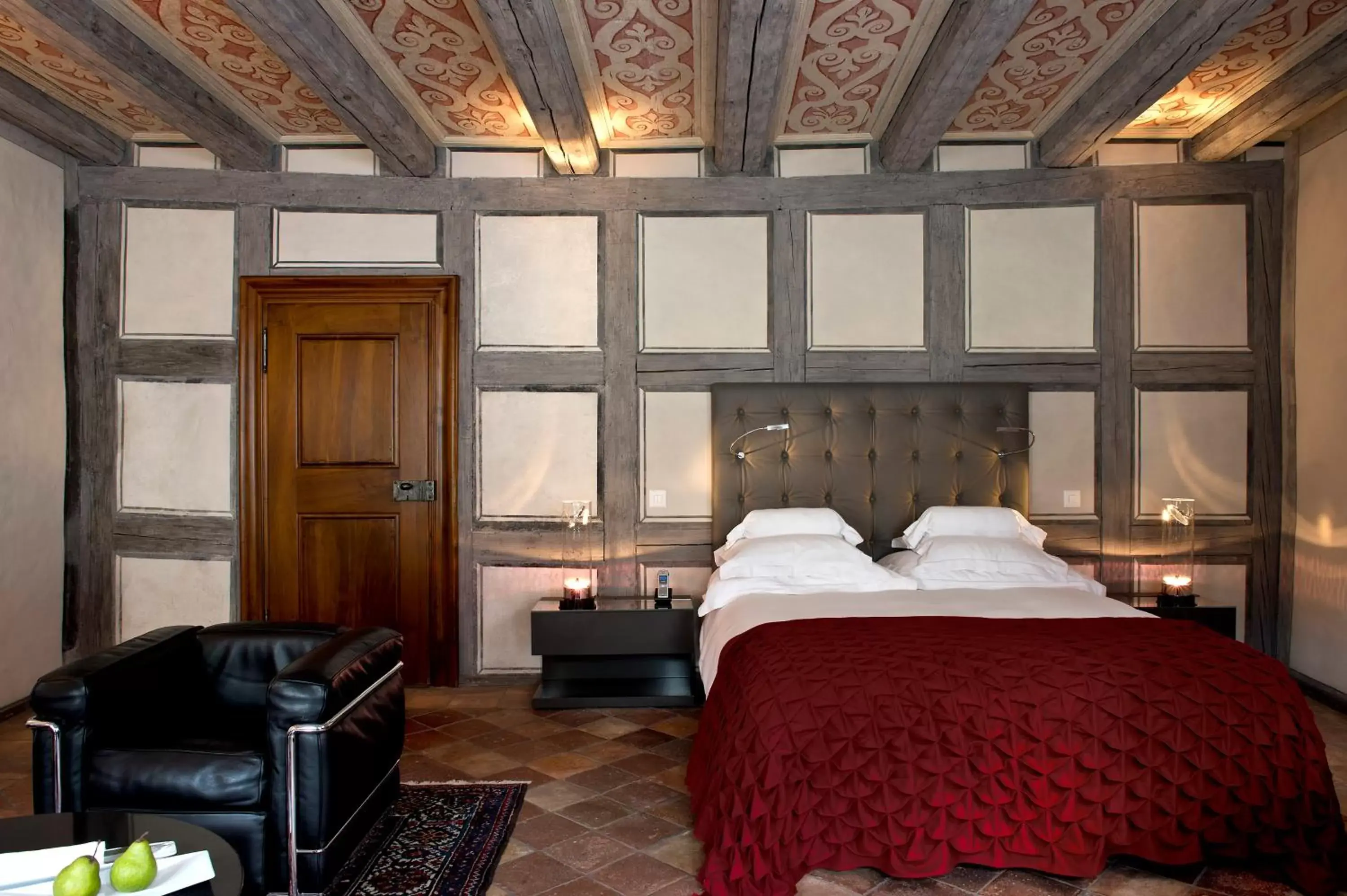 Bed in Widder Hotel - Zurichs luxury hideaway