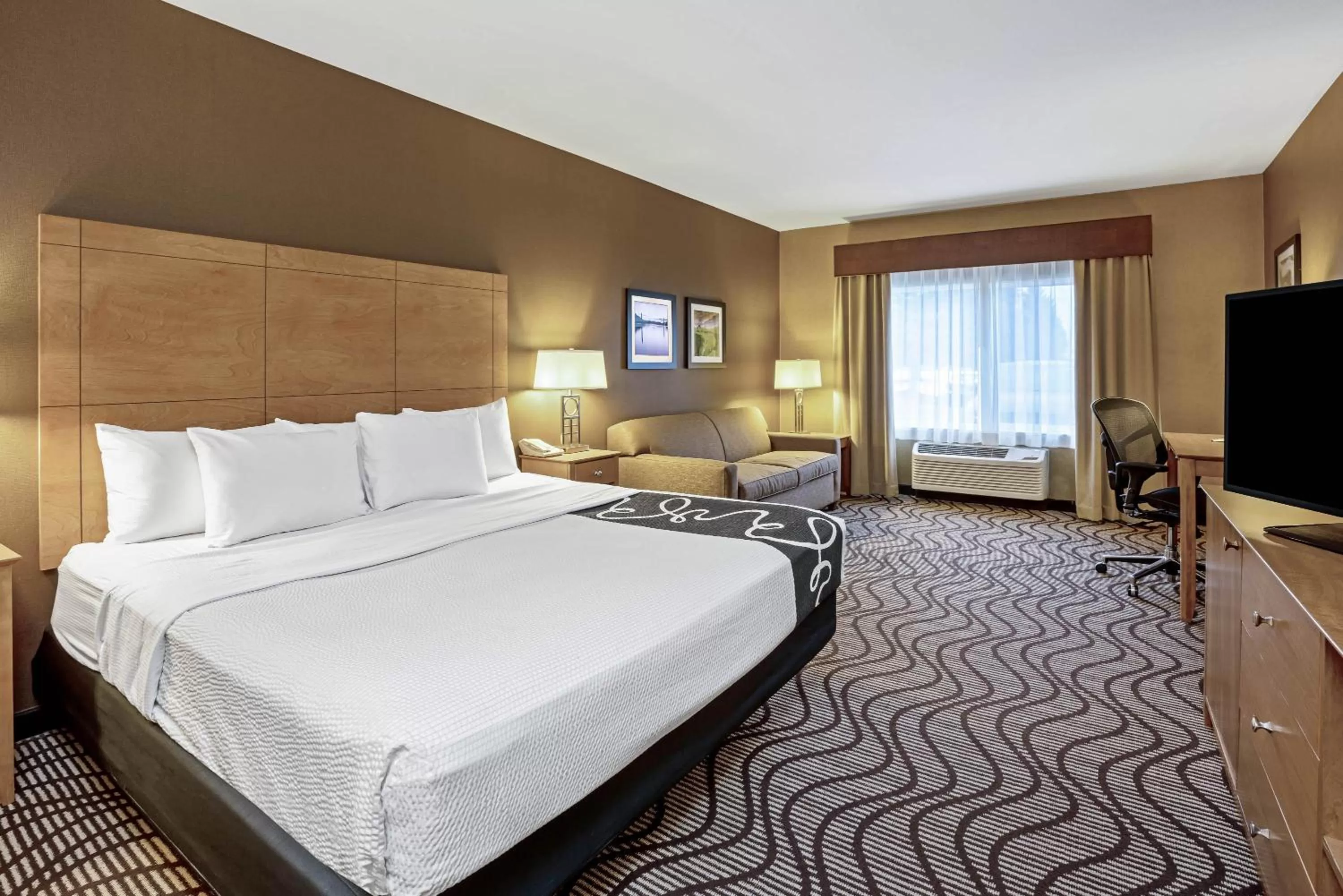 Bedroom, Bed in La Quinta by Wyndham Coeur d`Alene