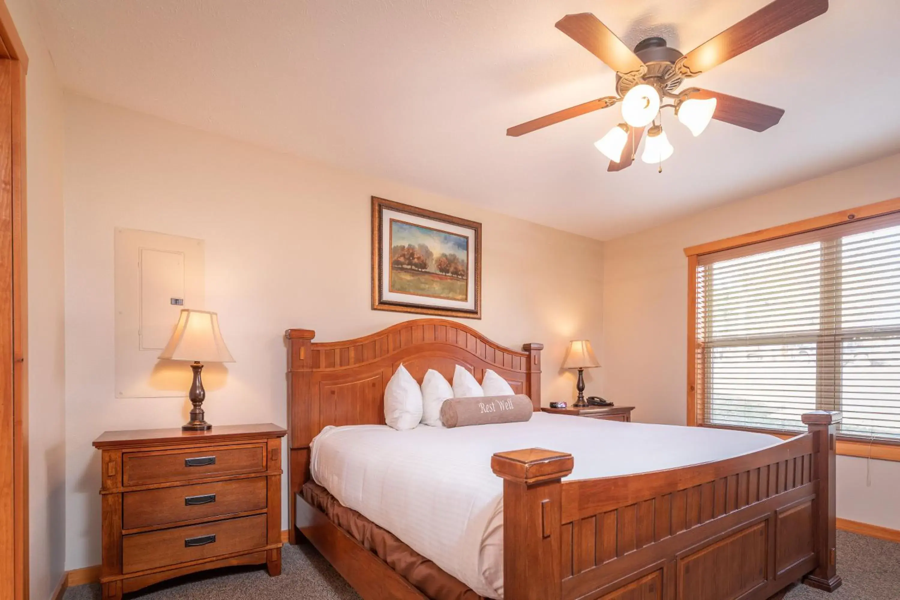 Bedroom, Bed in The Lodges at Table Rock by Capital Vacations