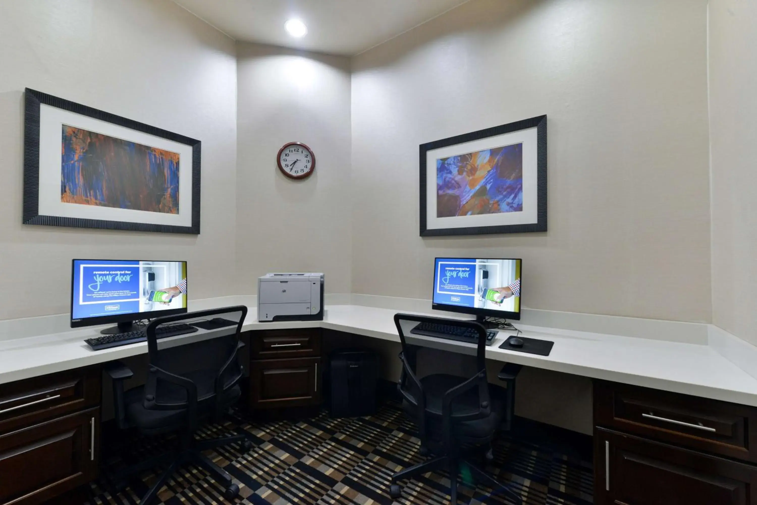 Business facilities, Business Area/Conference Room in Hampton Inn and Suites Hutto