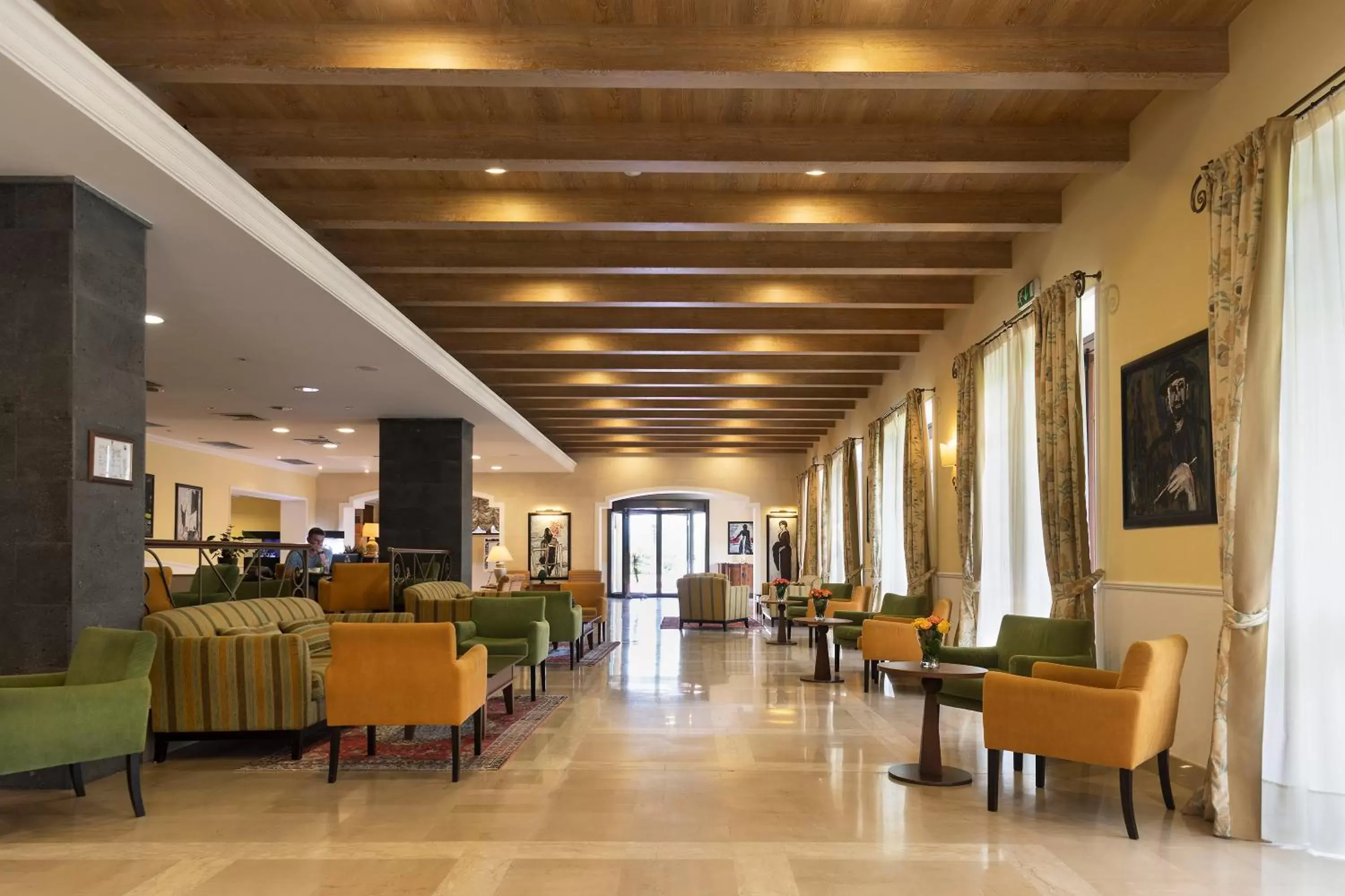 Lobby or reception, Restaurant/Places to Eat in Il Picciolo Etna Golf Resort & Spa