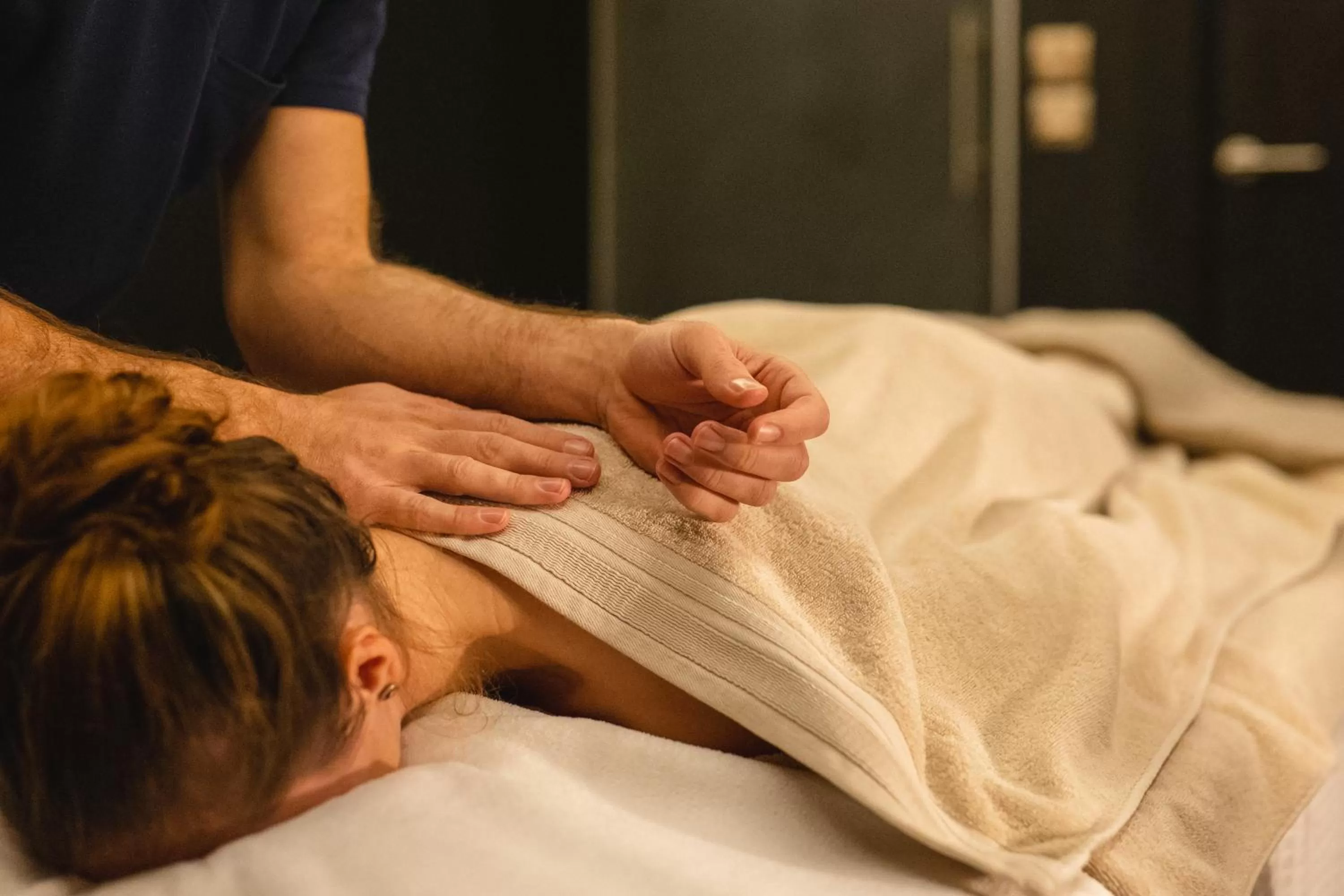 Massage in L'Alpaga, a Beaumier hotel
