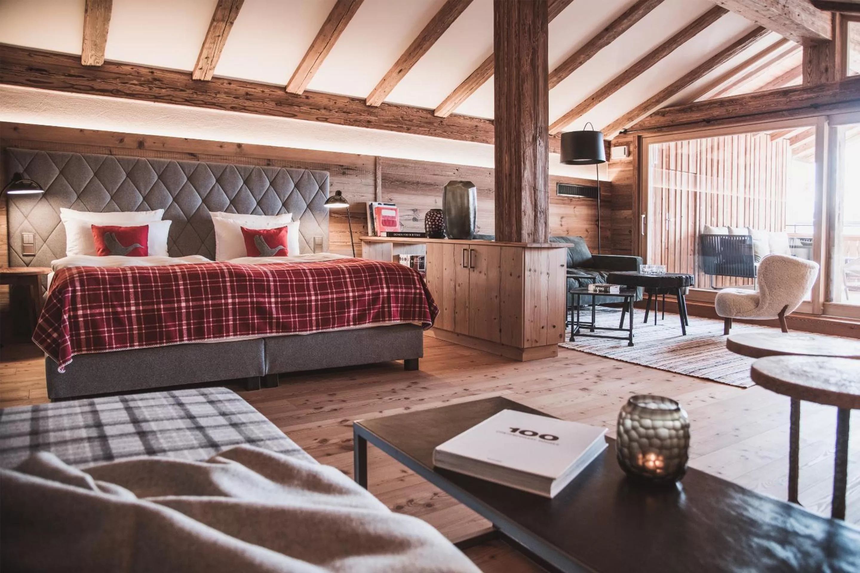 Balcony/Terrace, Bed in Das Achental Resort