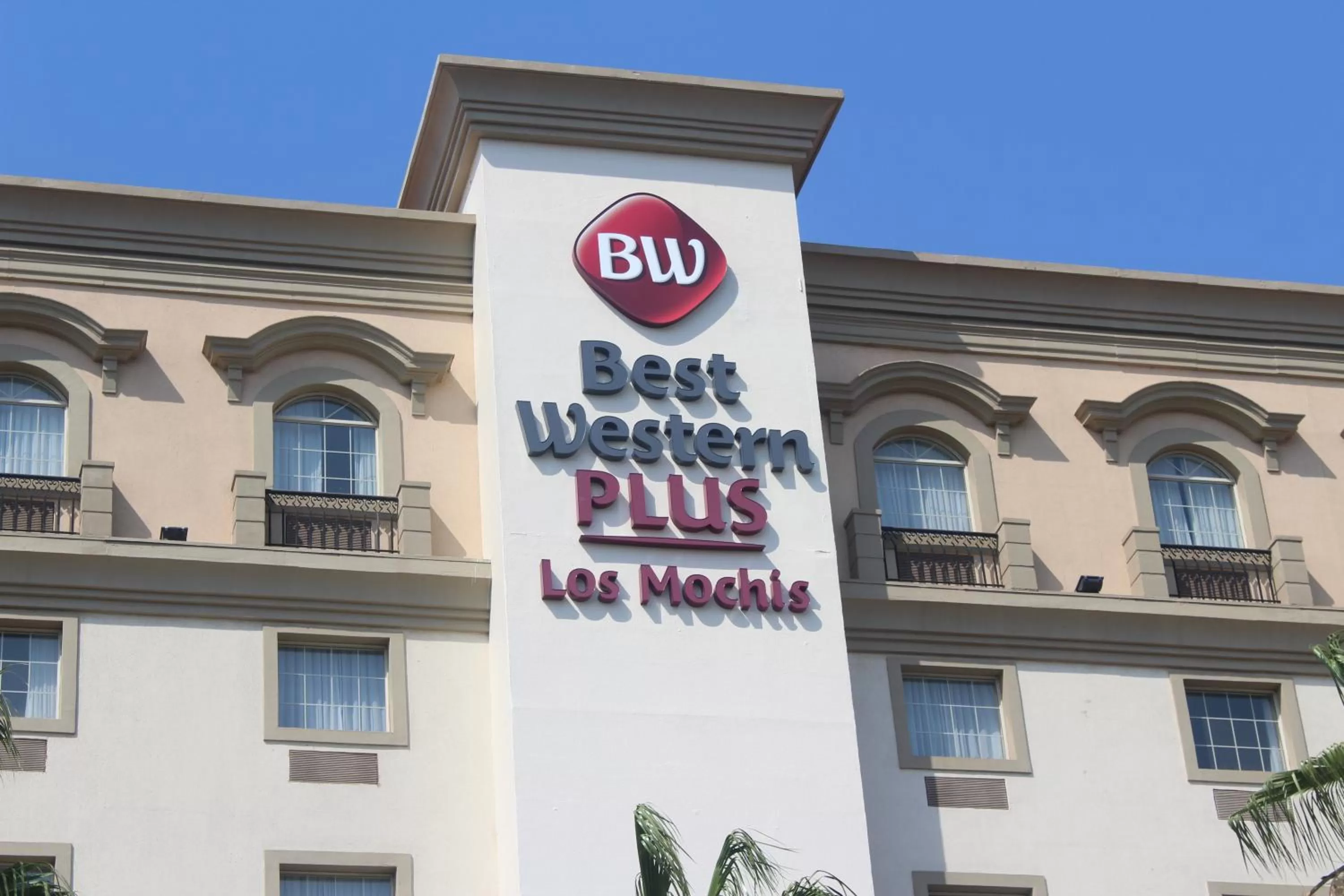 Property building in Best Western PLUS Los Mochis