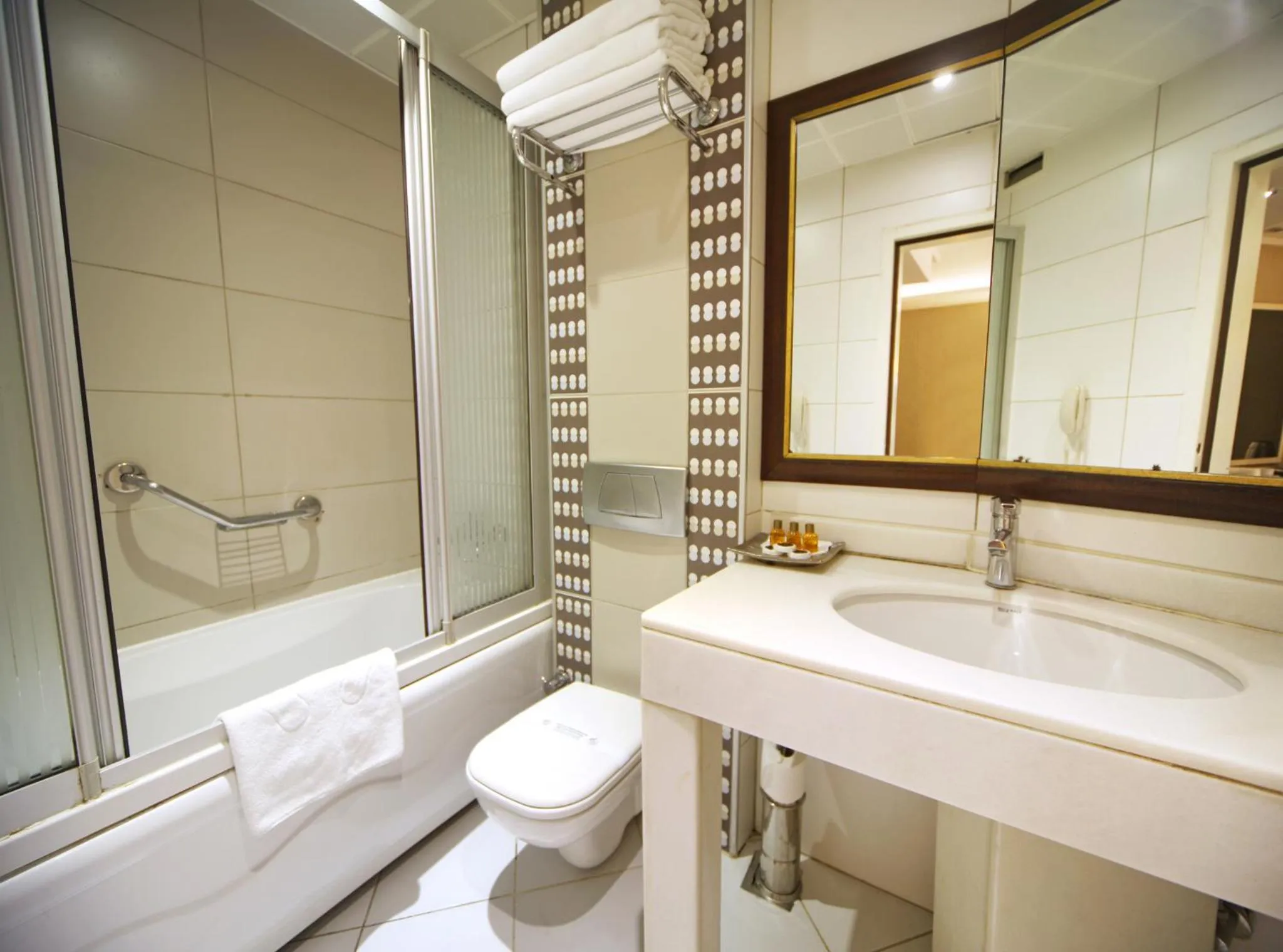 Bathroom in Black Bird Hotel