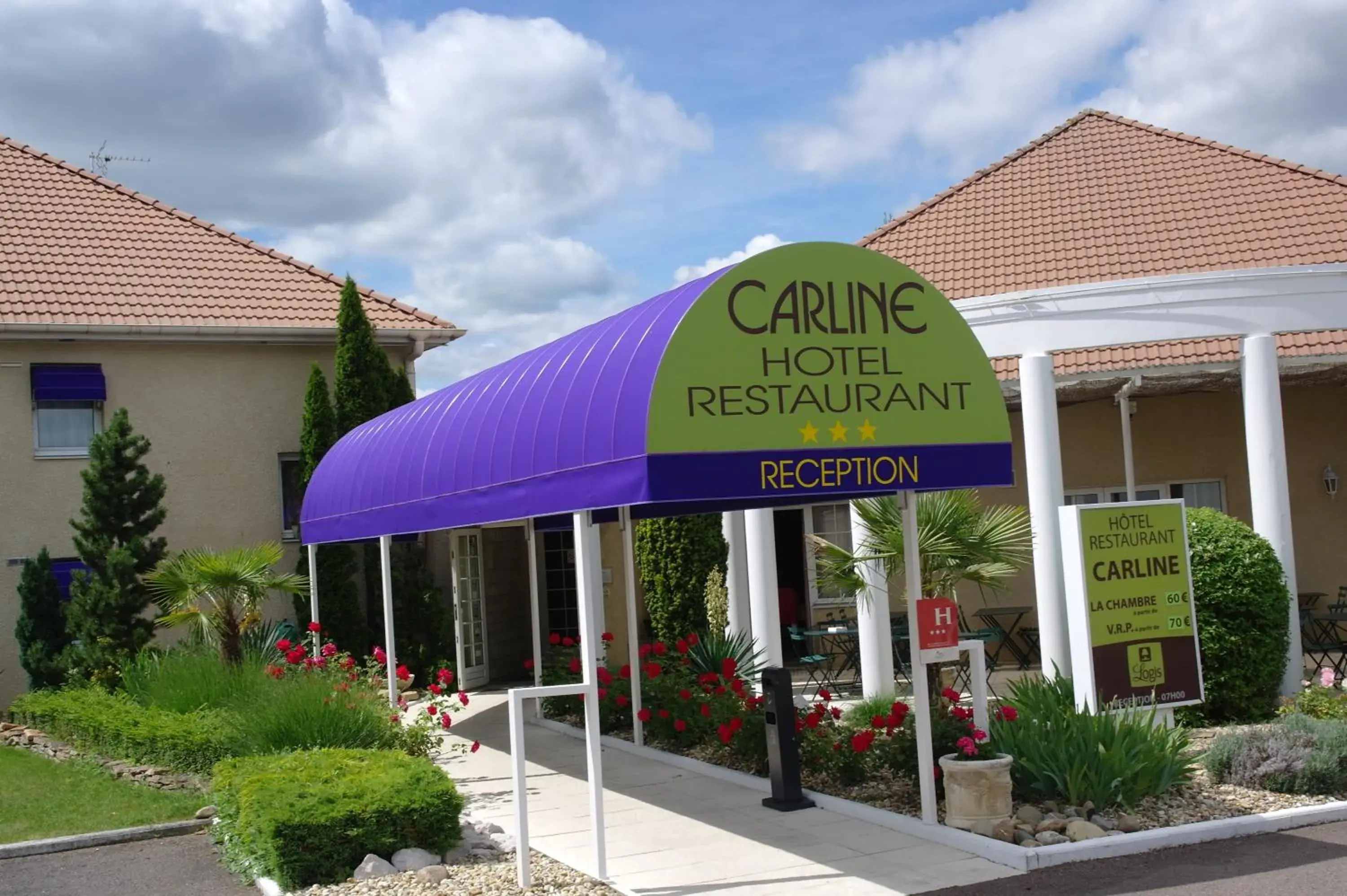 Facade/entrance, Property Building in Logis Carline Hôtel Restaurant