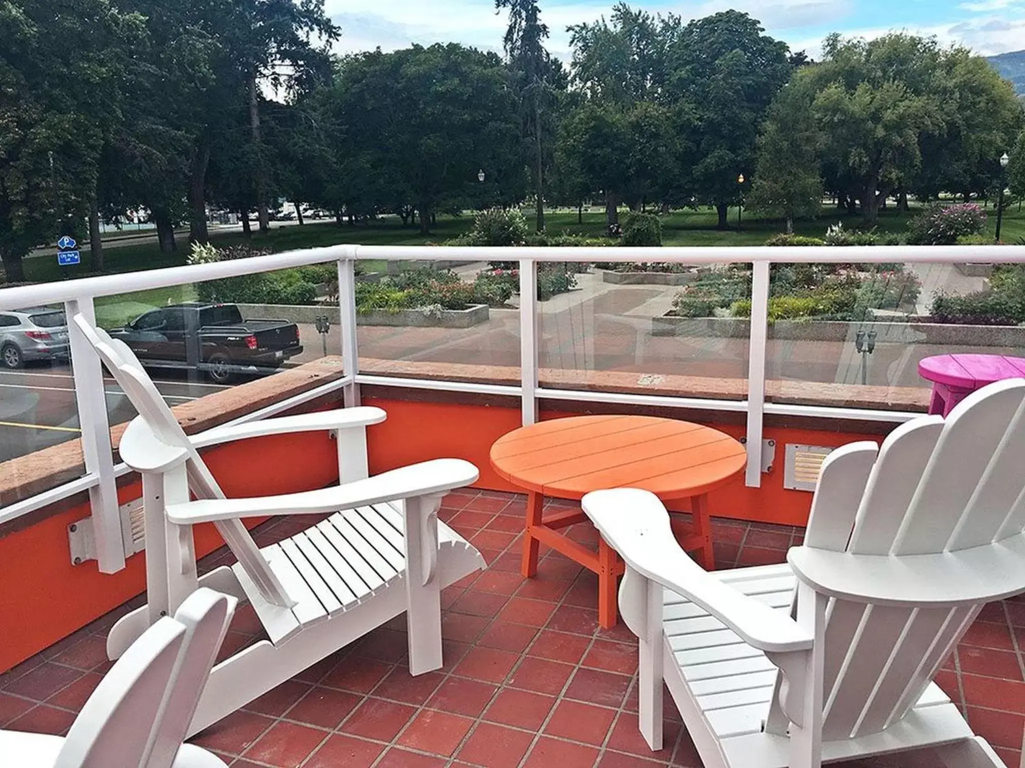 Balcony/Terrace in Hotel Zed Kelowna Balcony/Terrace in Hotel Zed Kelowna