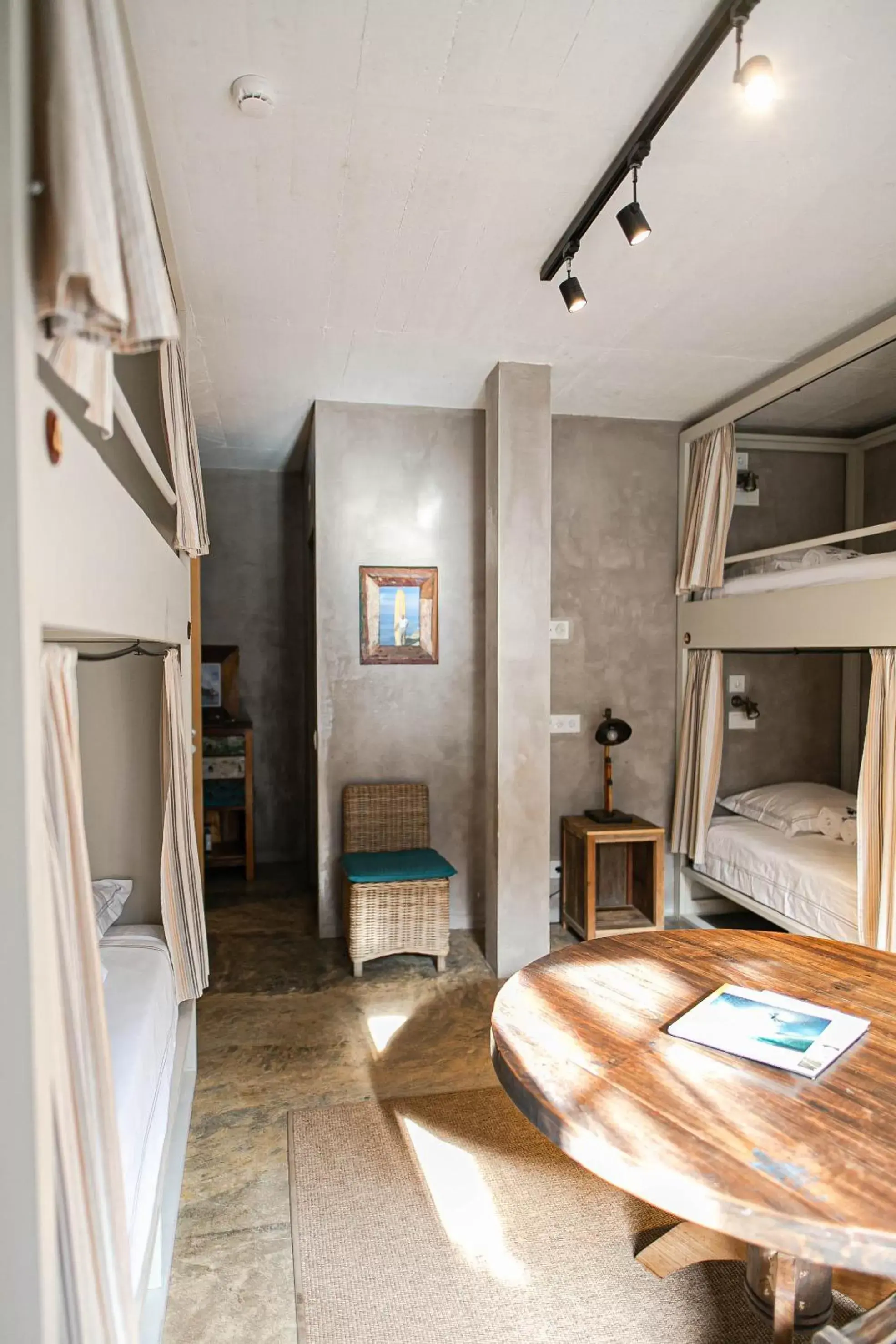 Bunk Bed in Surfers Lodge Peniche Bunk Bed in Surfers Lodge Peniche