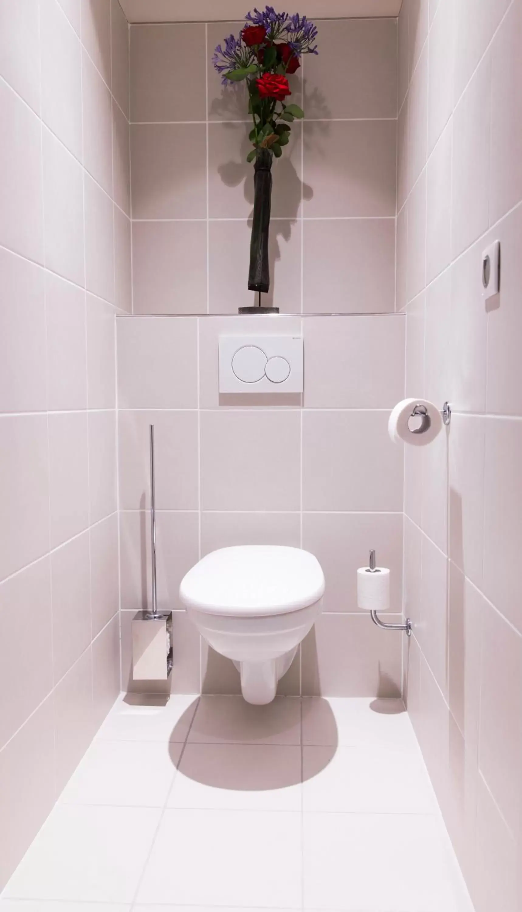 Bathroom in Hôtel de la Tabletterie