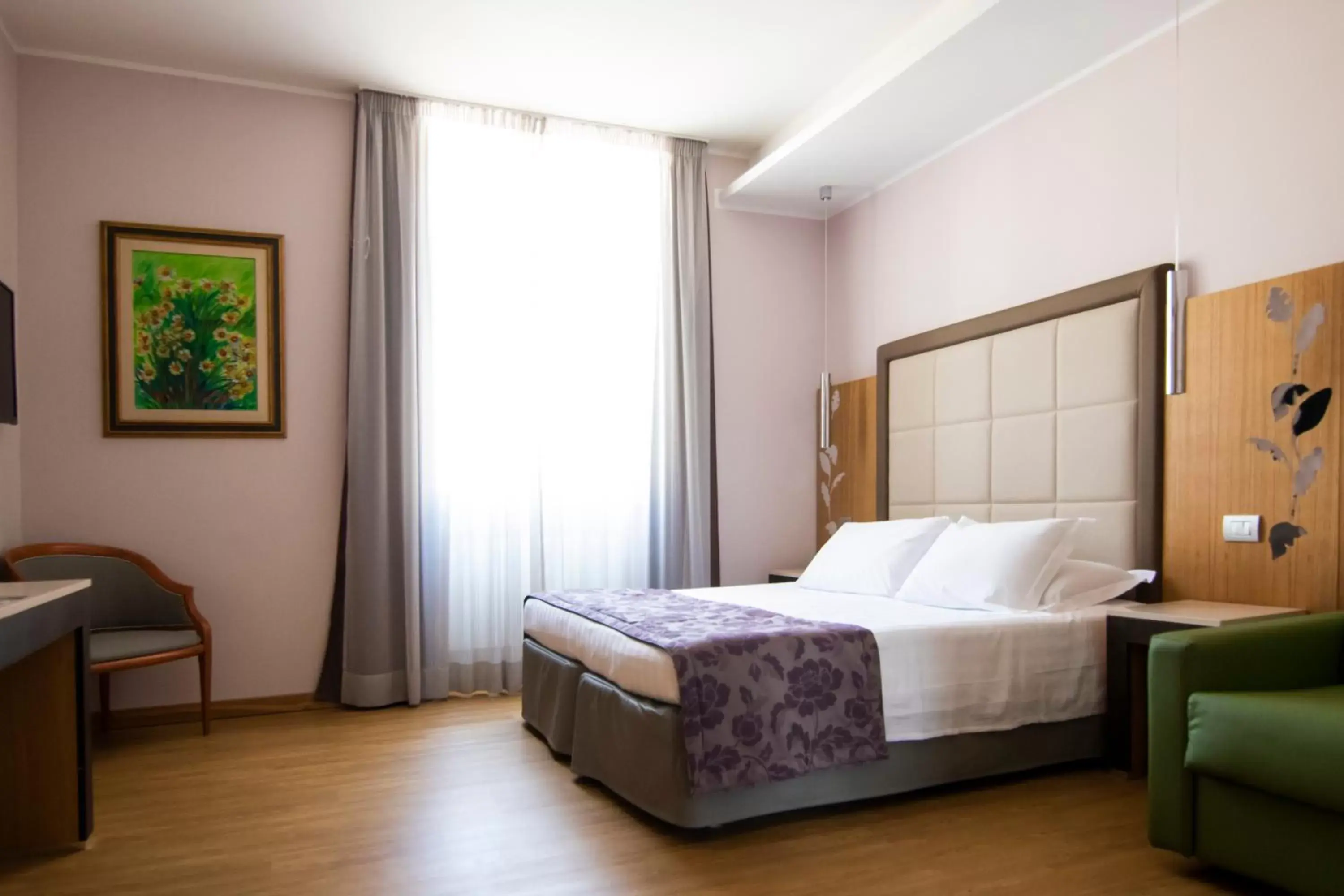 Photo of the whole room, Bed in Hotel Giolli Nazionale
