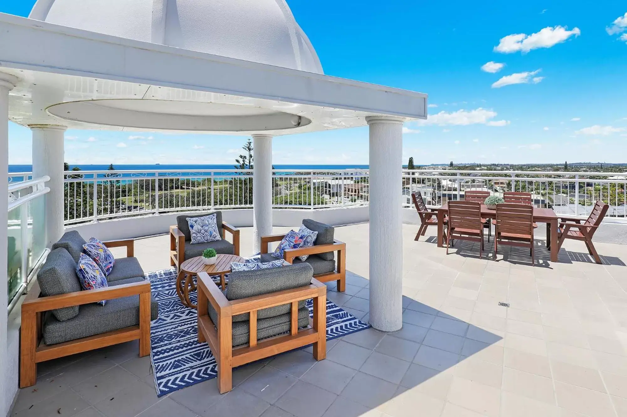 Balcony/Terrace in Beachside Resort Kawana Waters