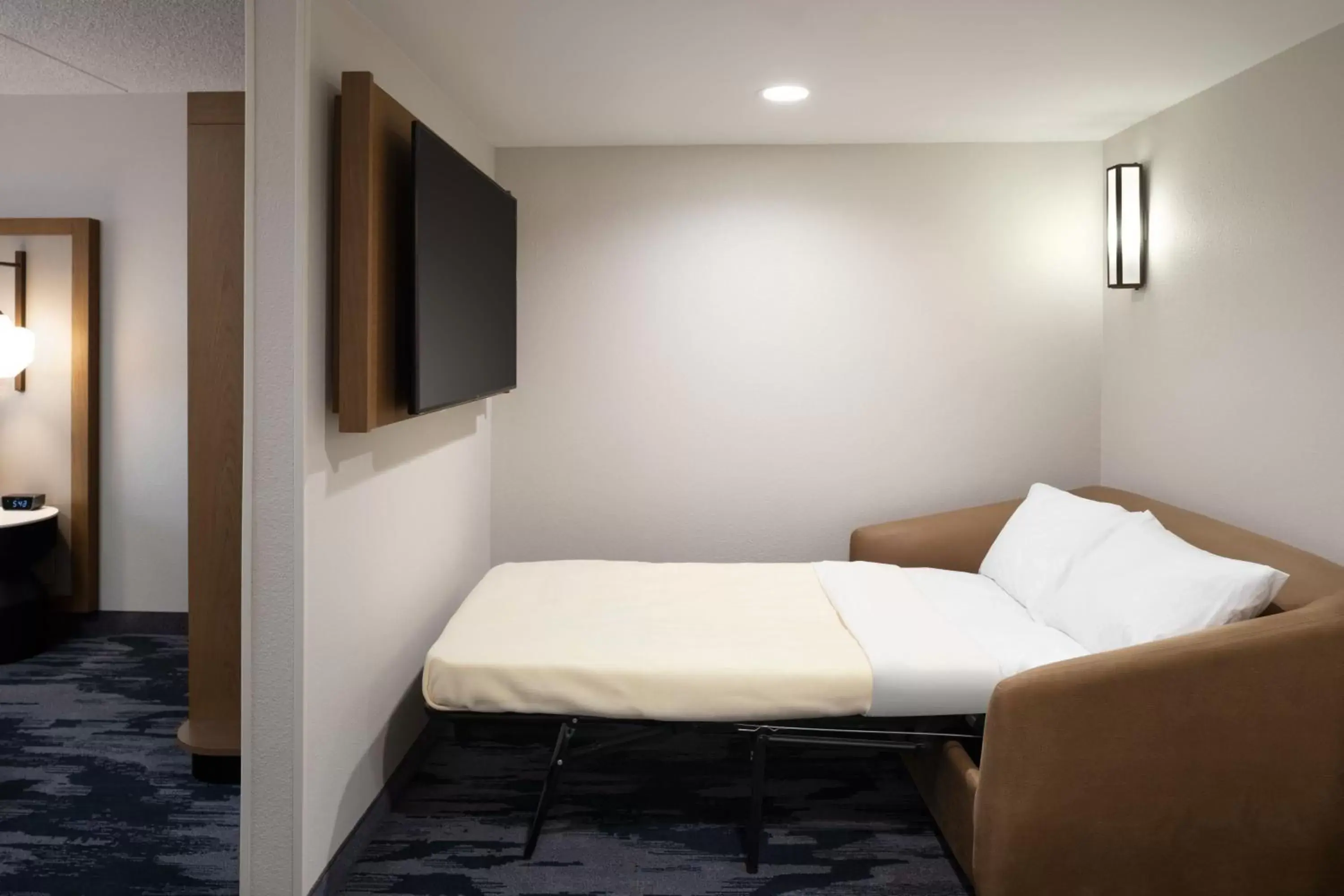 Photo of the whole room, Bed in Fairfield Inn & Suites by Marriott Denver Southwest/Lakewood