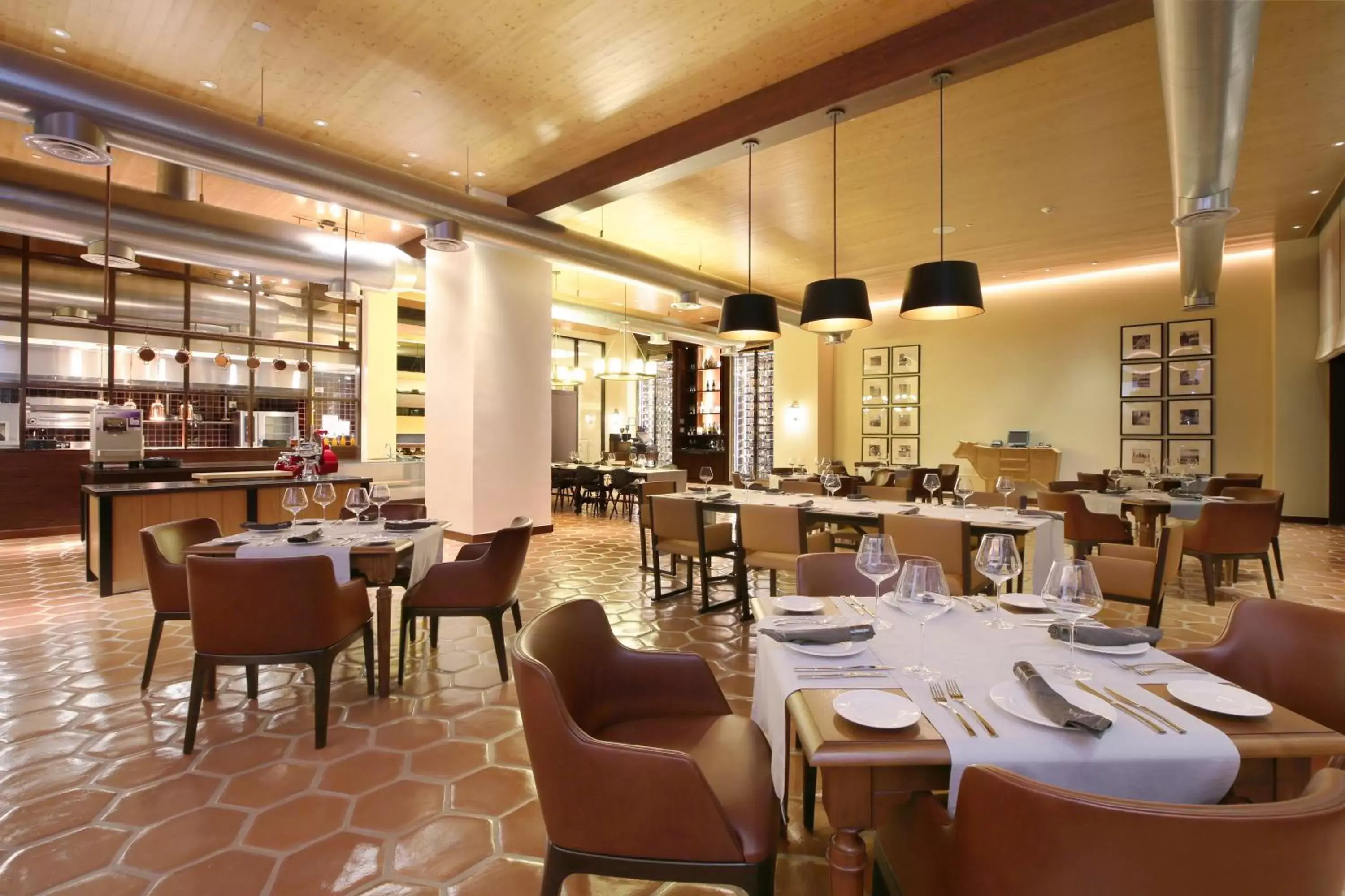 Restaurant/places to eat in Dusit Thani Guam Resort Restaurant/places to eat in Dusit Thani Guam Resort