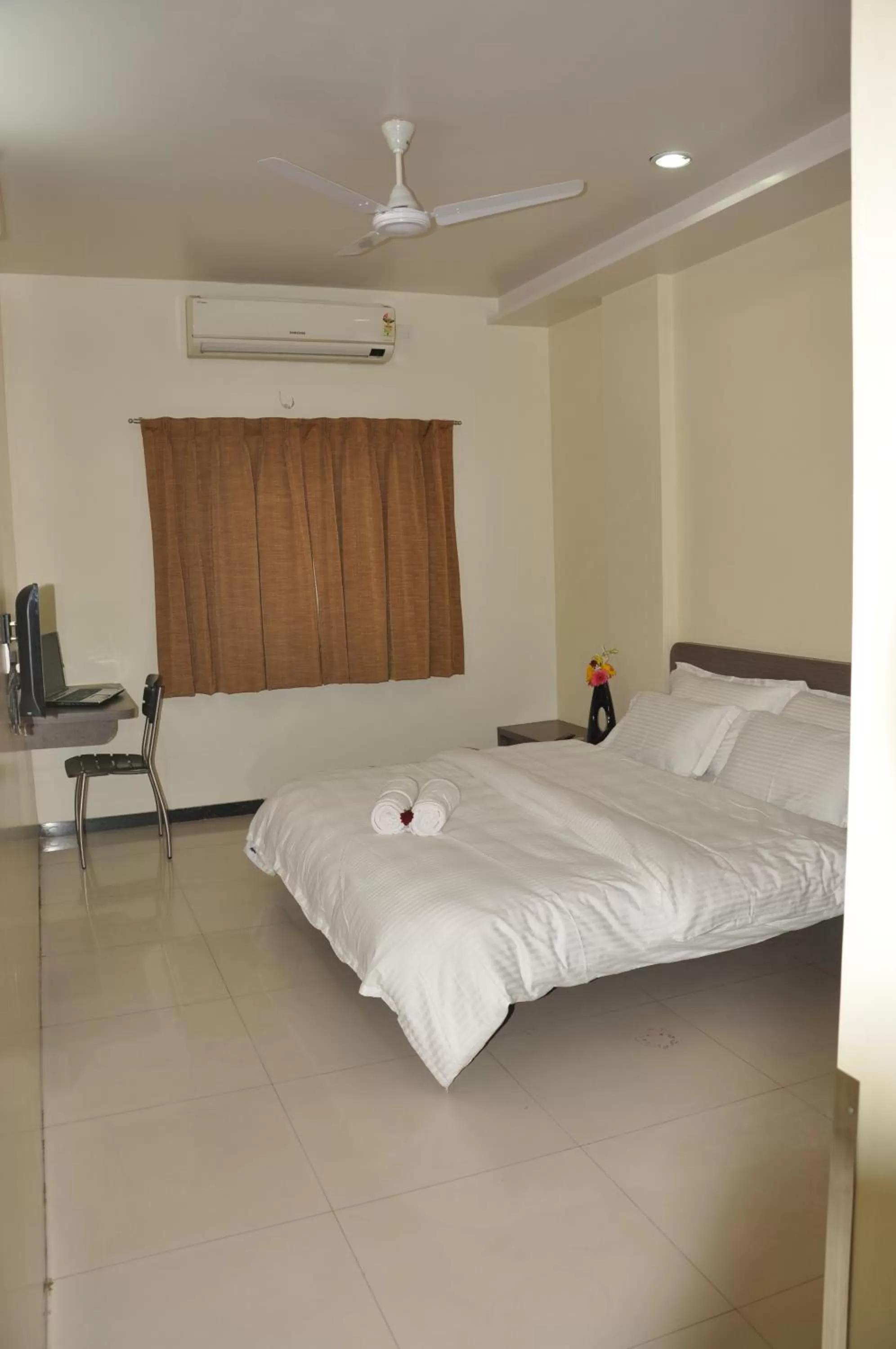 Bedroom in HOTEL NEW BHARTI