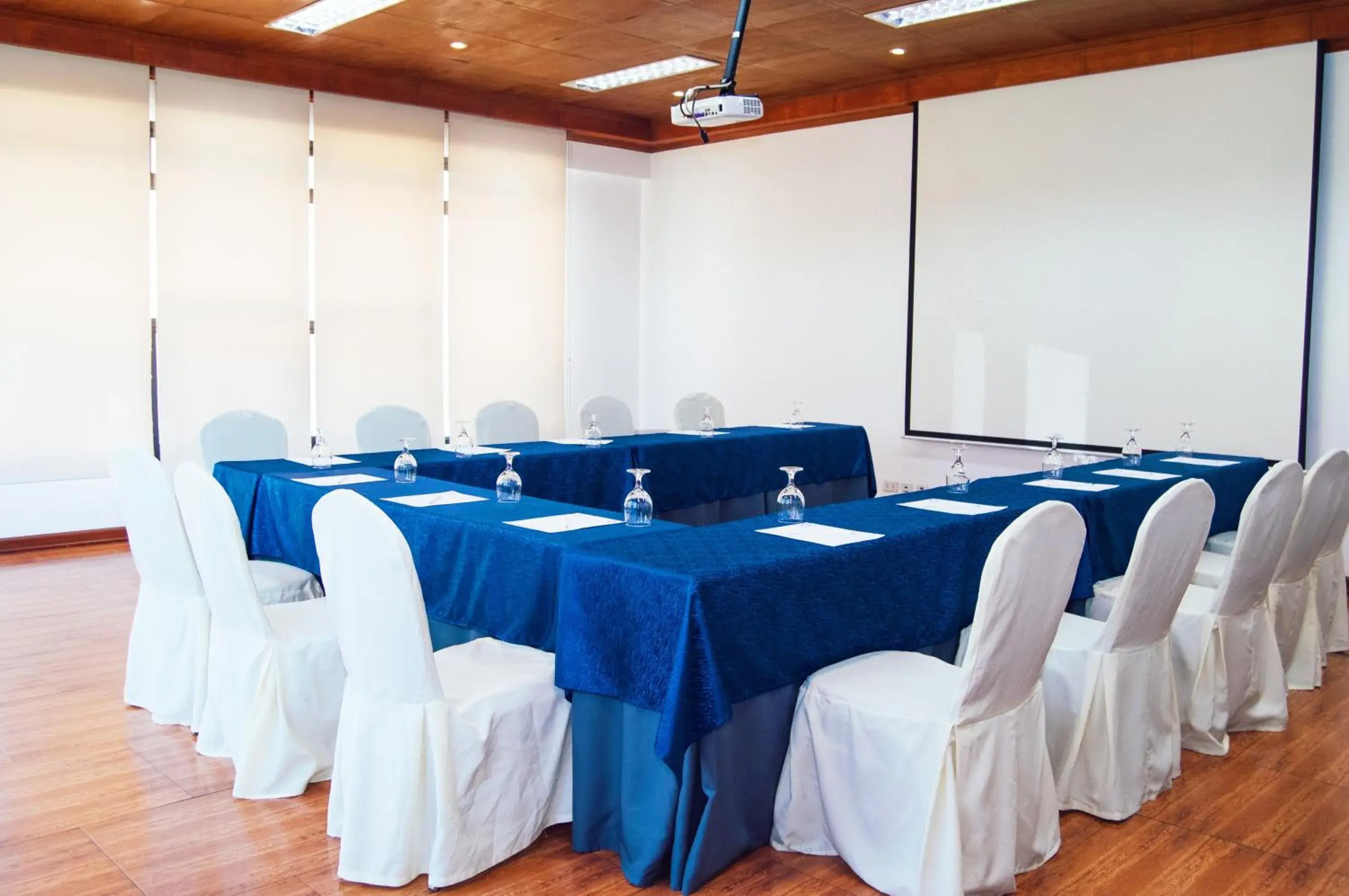 Meeting/conference room in Azalea Hotels & Residences Baguio
