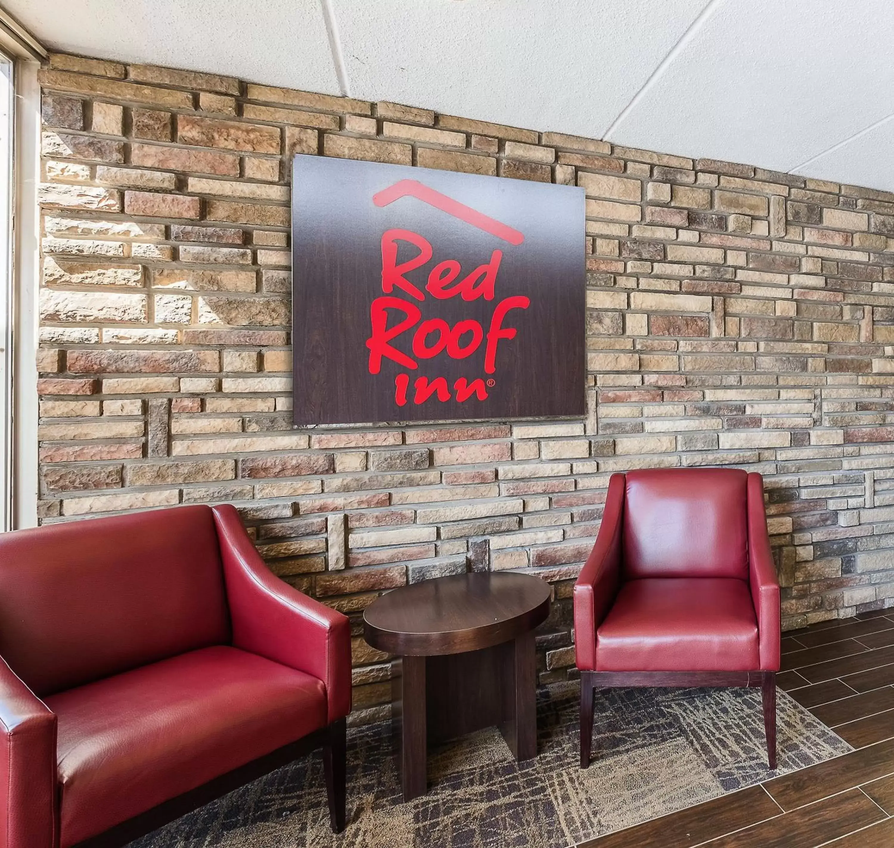 Lobby or reception in Red Roof Inn Cortland