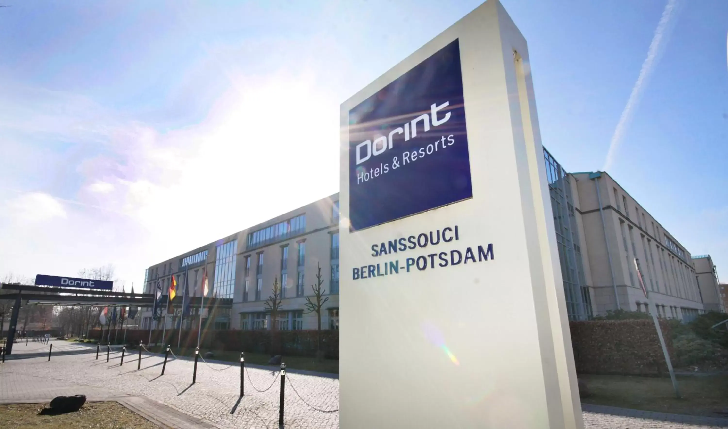 Facade/entrance in Dorint Hotel Potsdam Facade/entrance in Dorint Hotel Potsdam