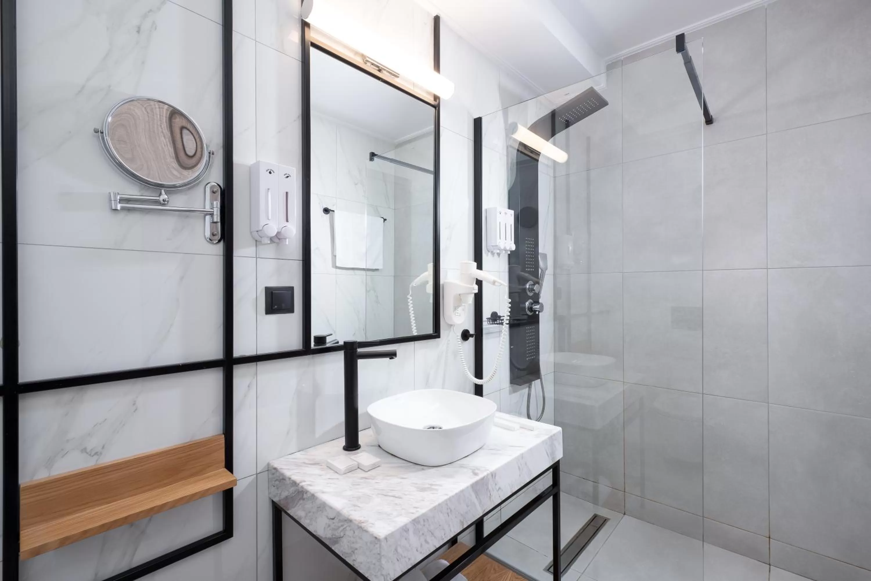 Bathroom in Enattica Suites