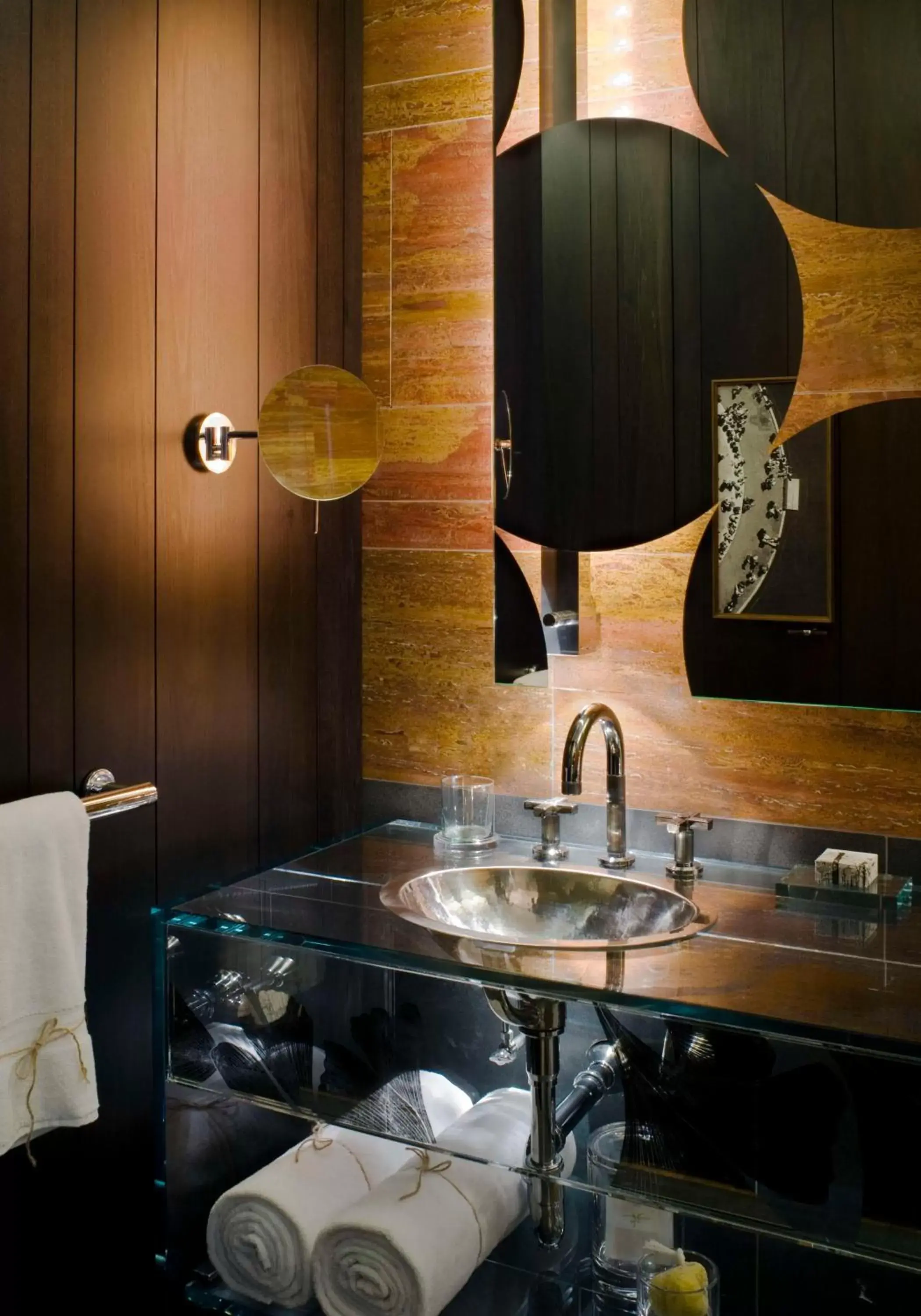 Bathroom in Andaz 5th Avenue-a concept by Hyatt