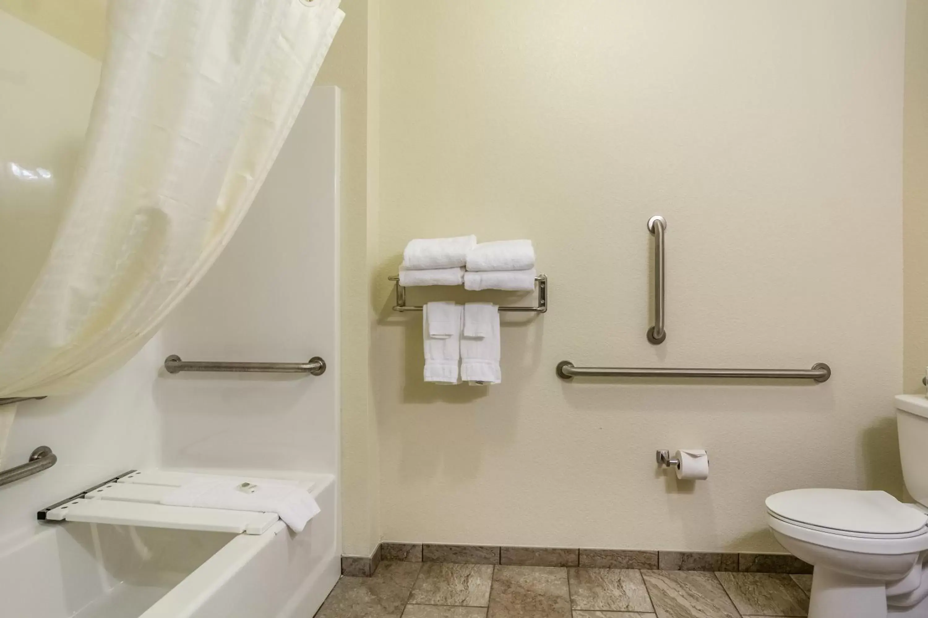 Bathroom in Cobblestone Hotel & Suites - Greenville