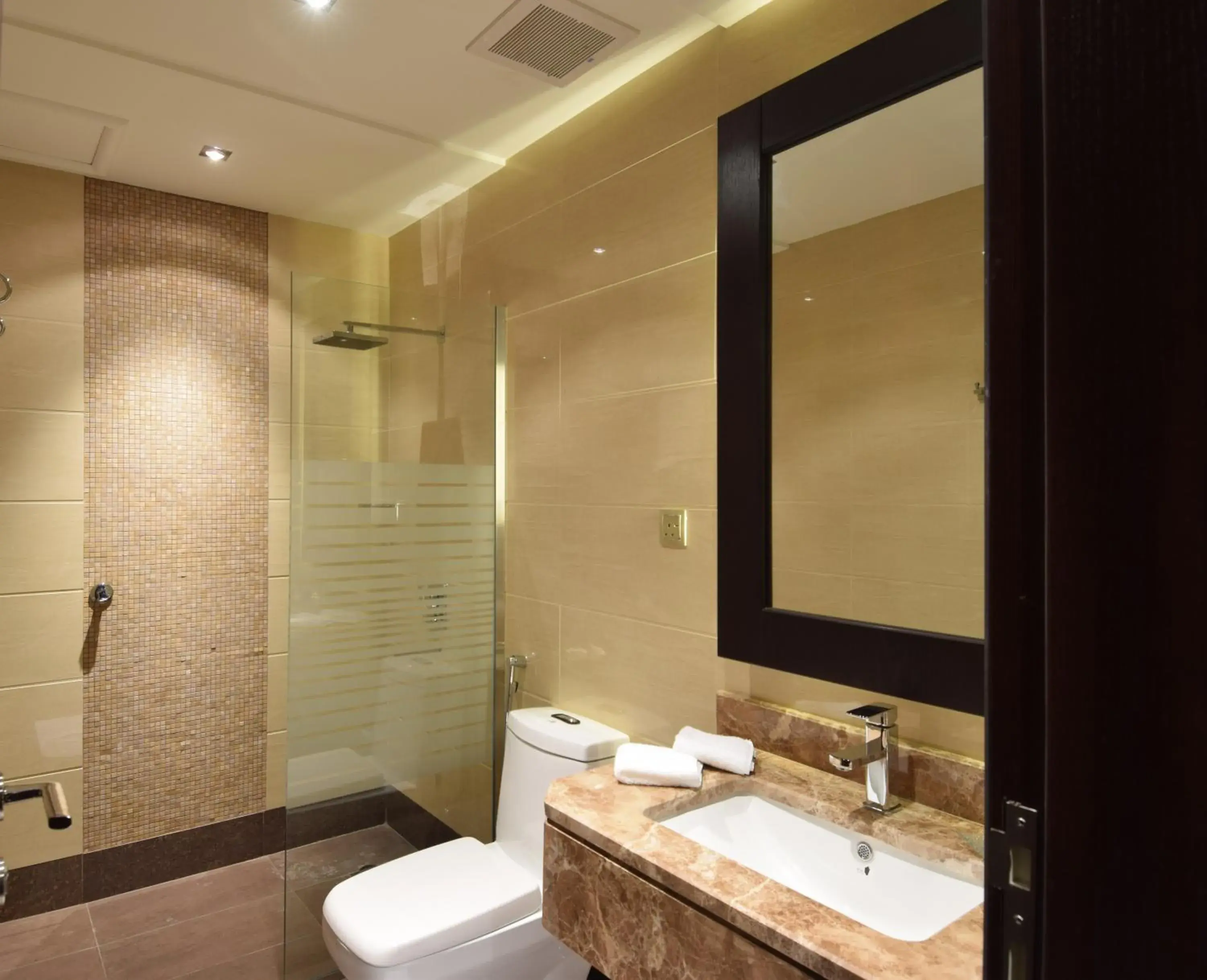 Bathroom in Hayat Heraa Hotel