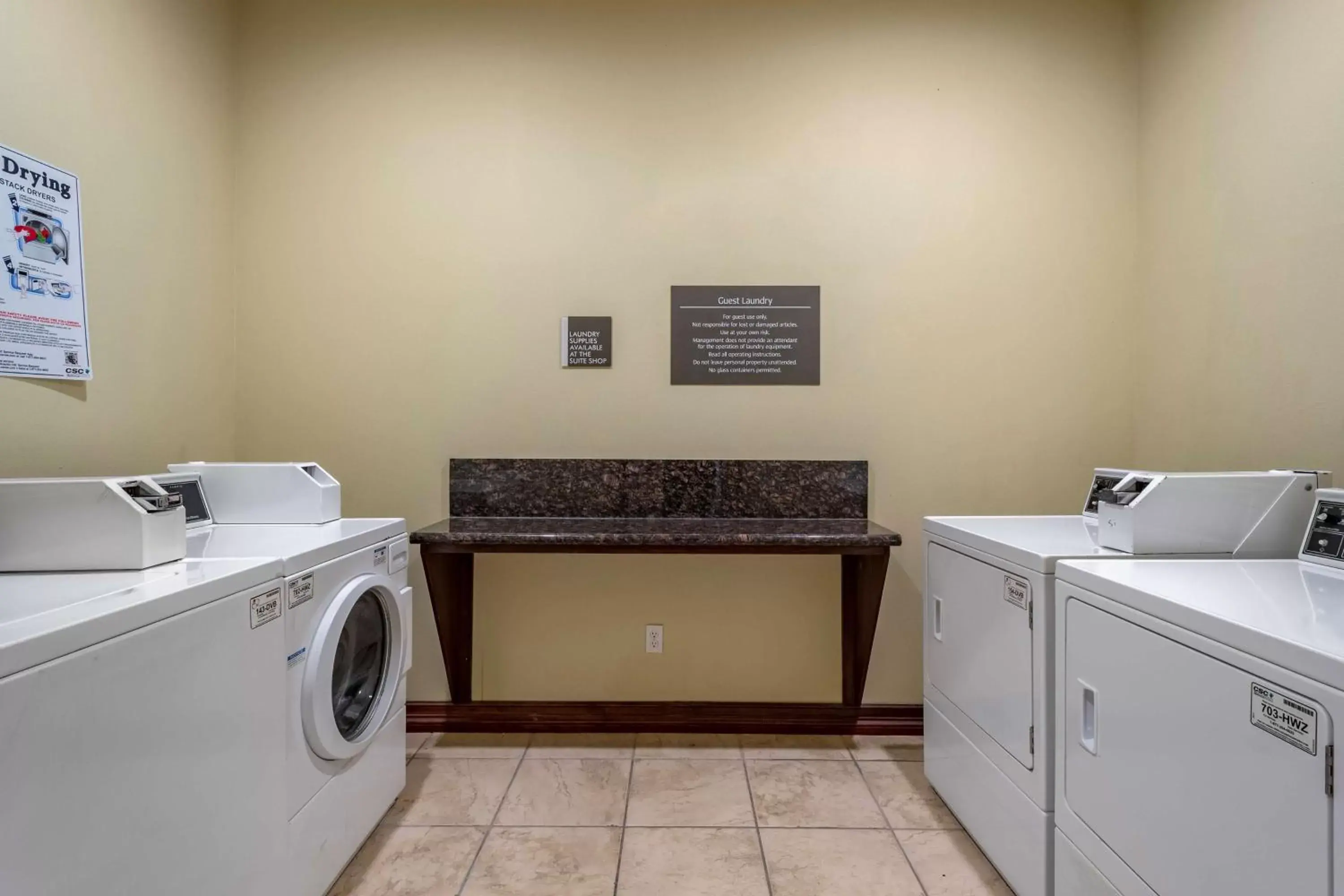 laundry, Bathroom in BEST WESTERN PLUS Monica Royale Inn & Suites