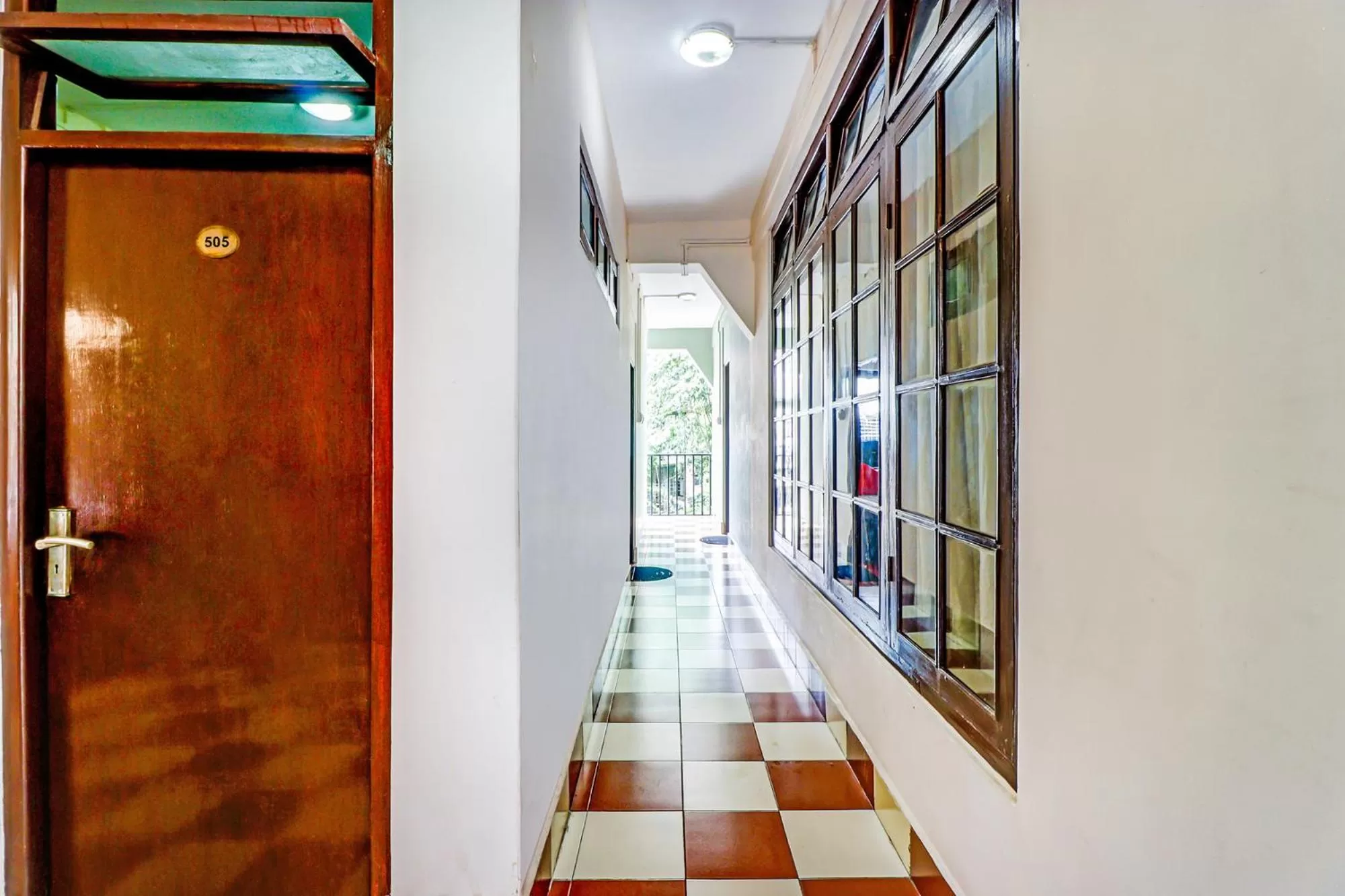 Lobby or reception in FabHotel Oak Ridge Retreat I