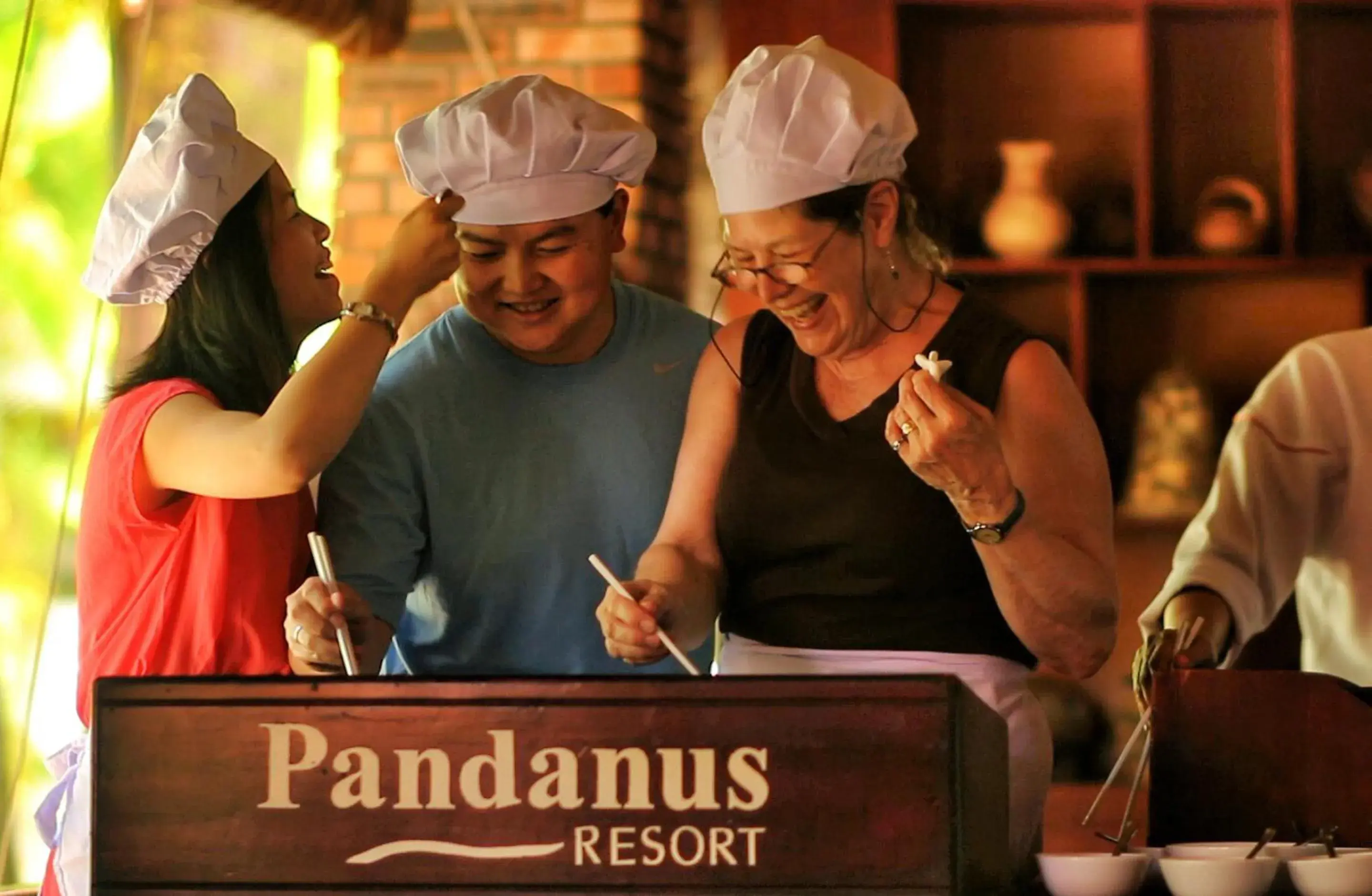 Entertainment in Pandanus Resort