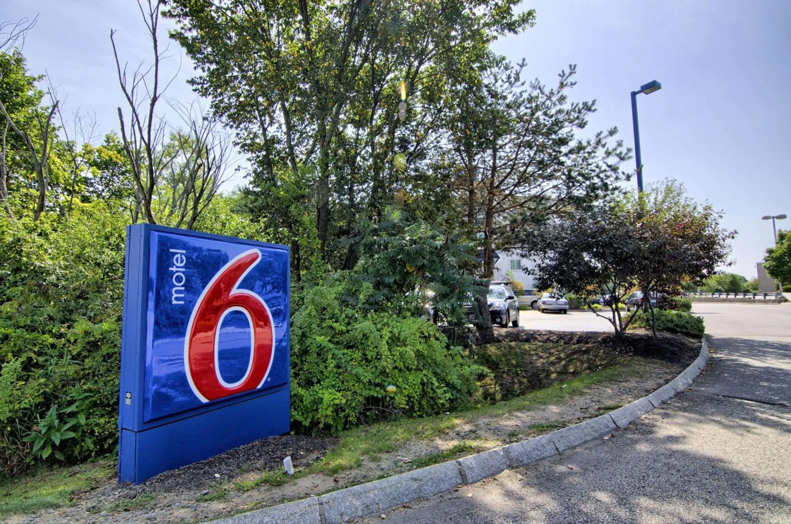 Property building, Property Logo/Sign in Motel 6-Portsmouth, NH