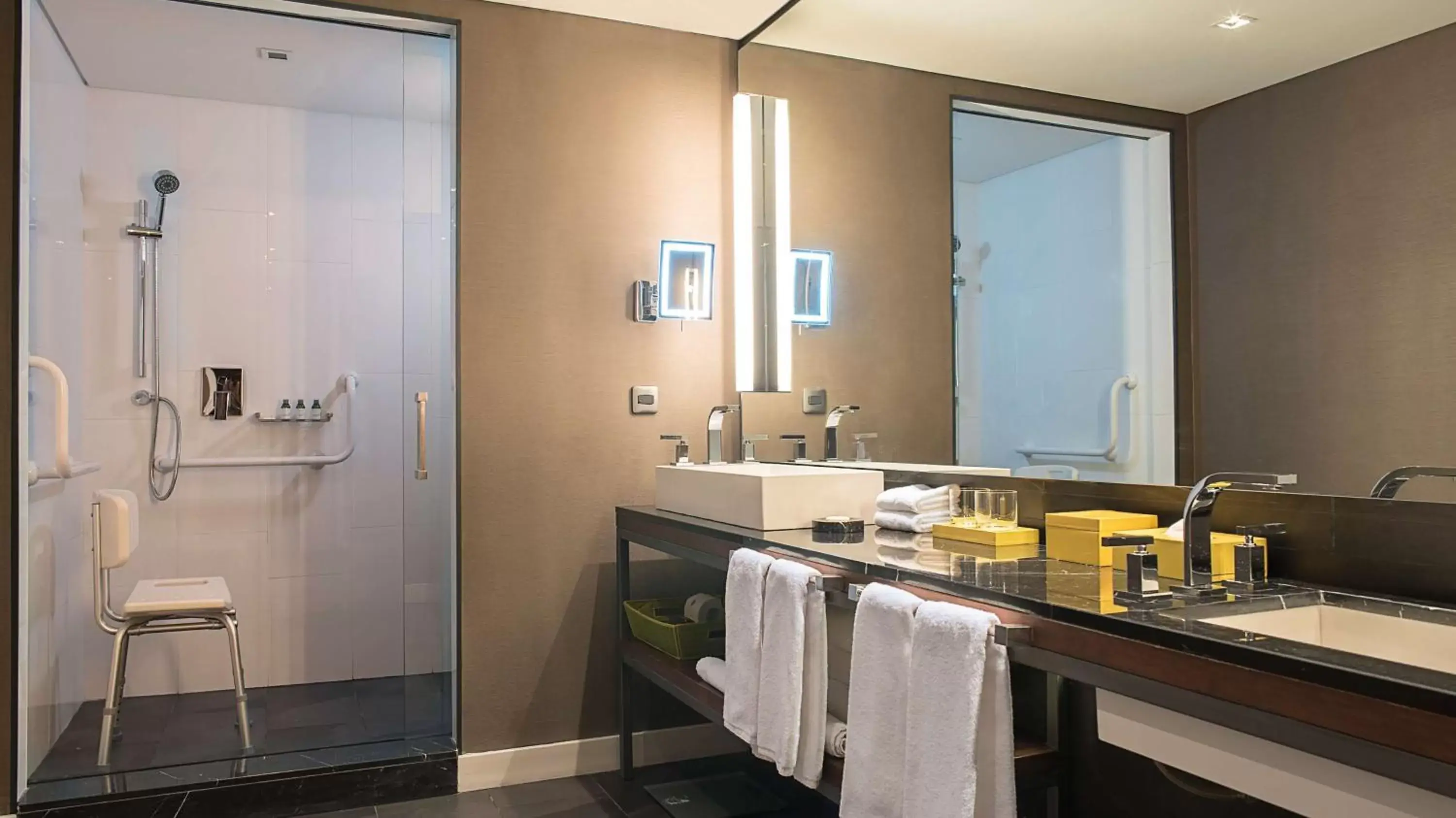 Bathroom in Hyatt Centric Montevideo