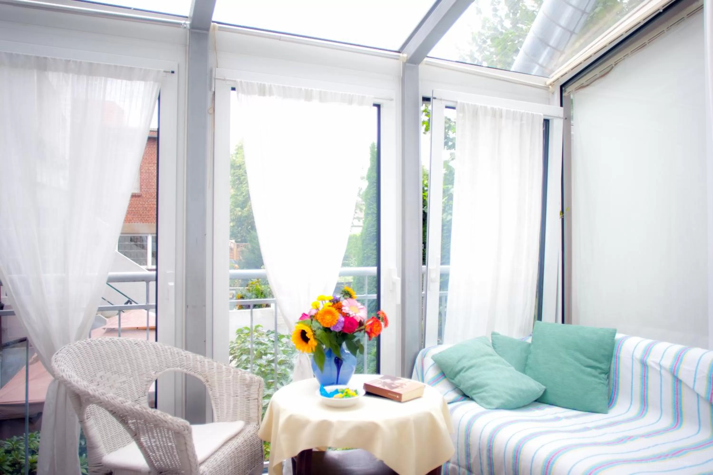 Communal lounge/ TV room in Hotel Georg