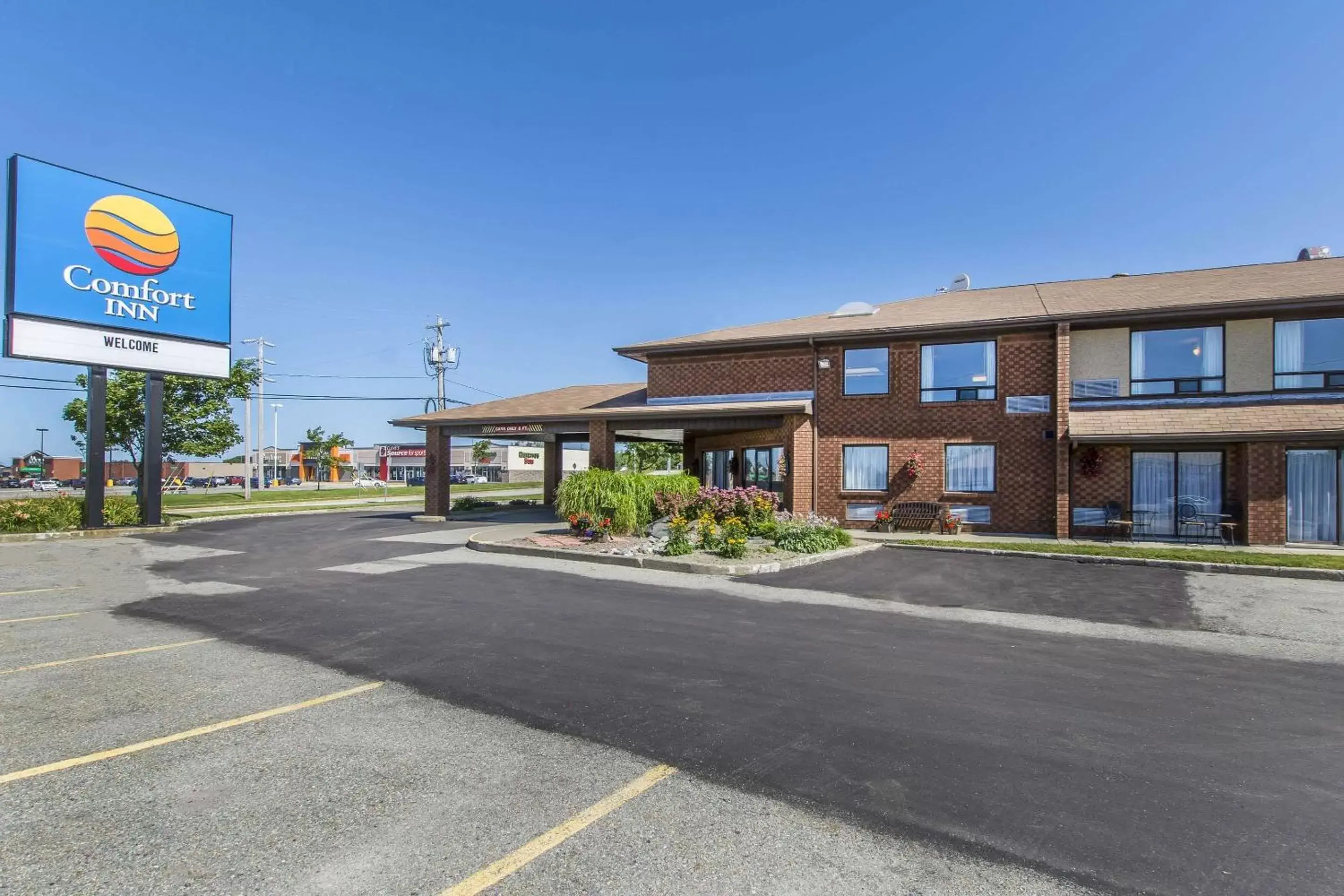 Property building in Comfort Inn Yarmouth