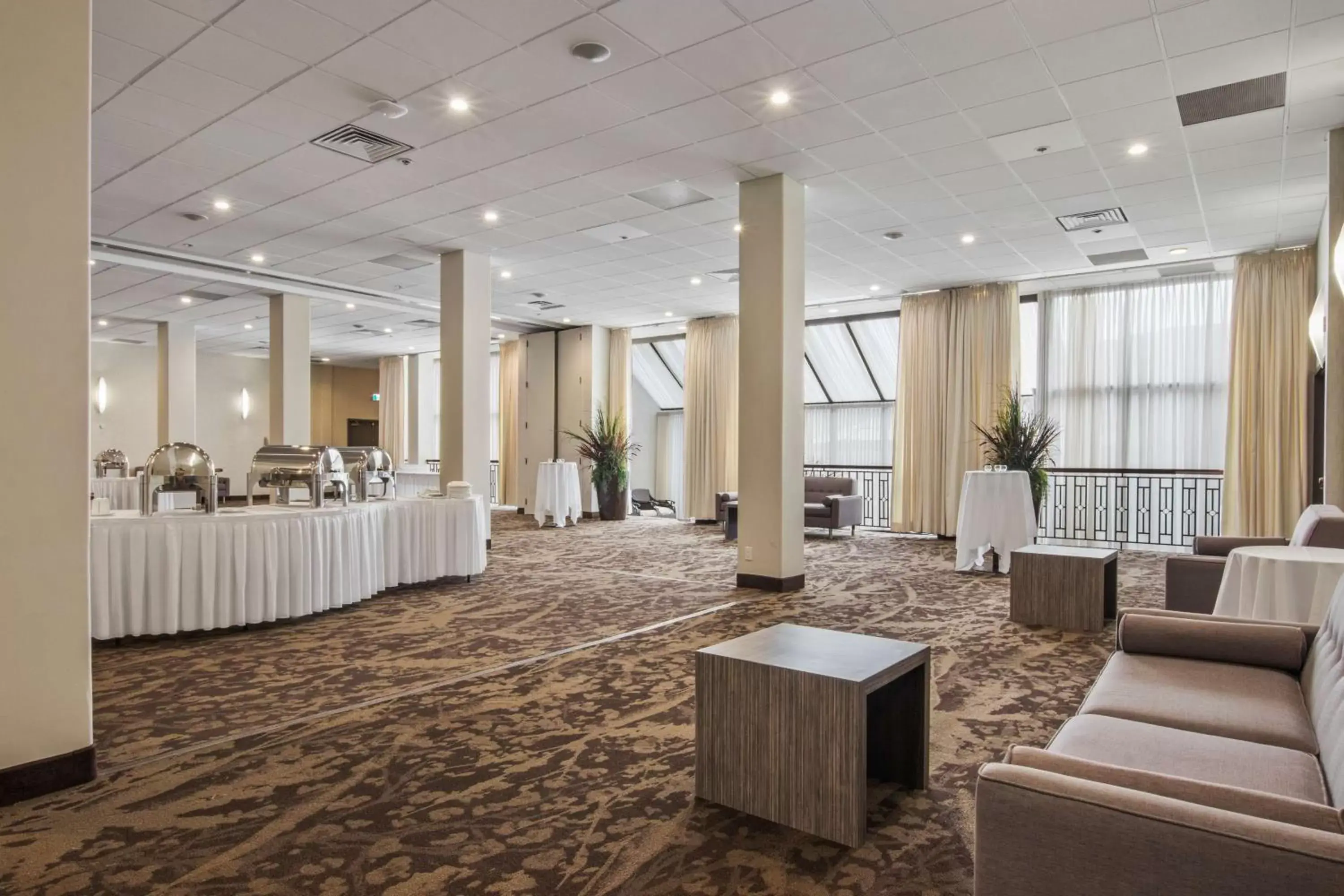 On site, Banquet Facilities in Best Western Premier Calgary Plaza Hotel & Conference Centre