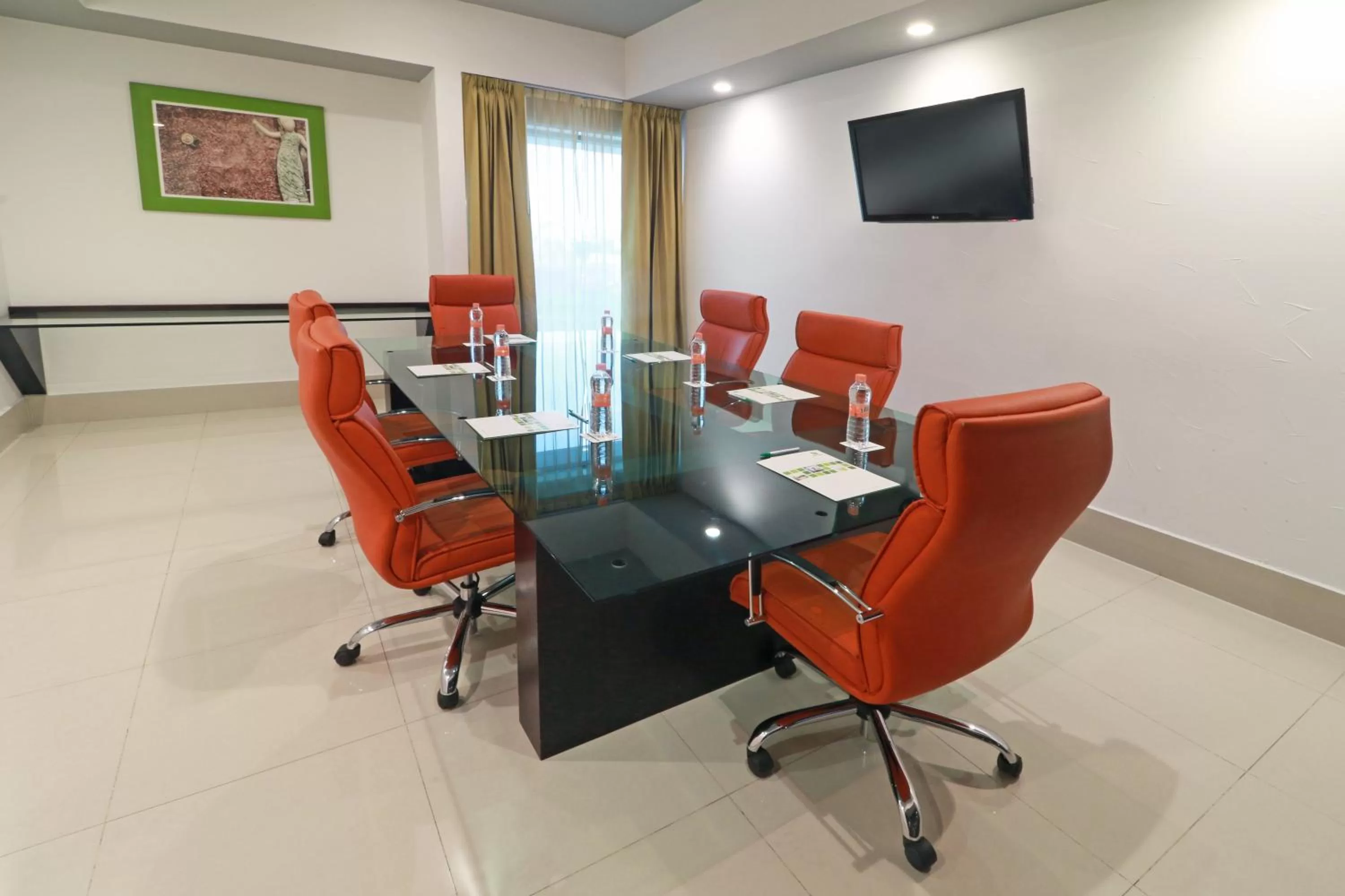 Meeting/conference room in Holiday Inn Queretaro Zona Krystal by IHG