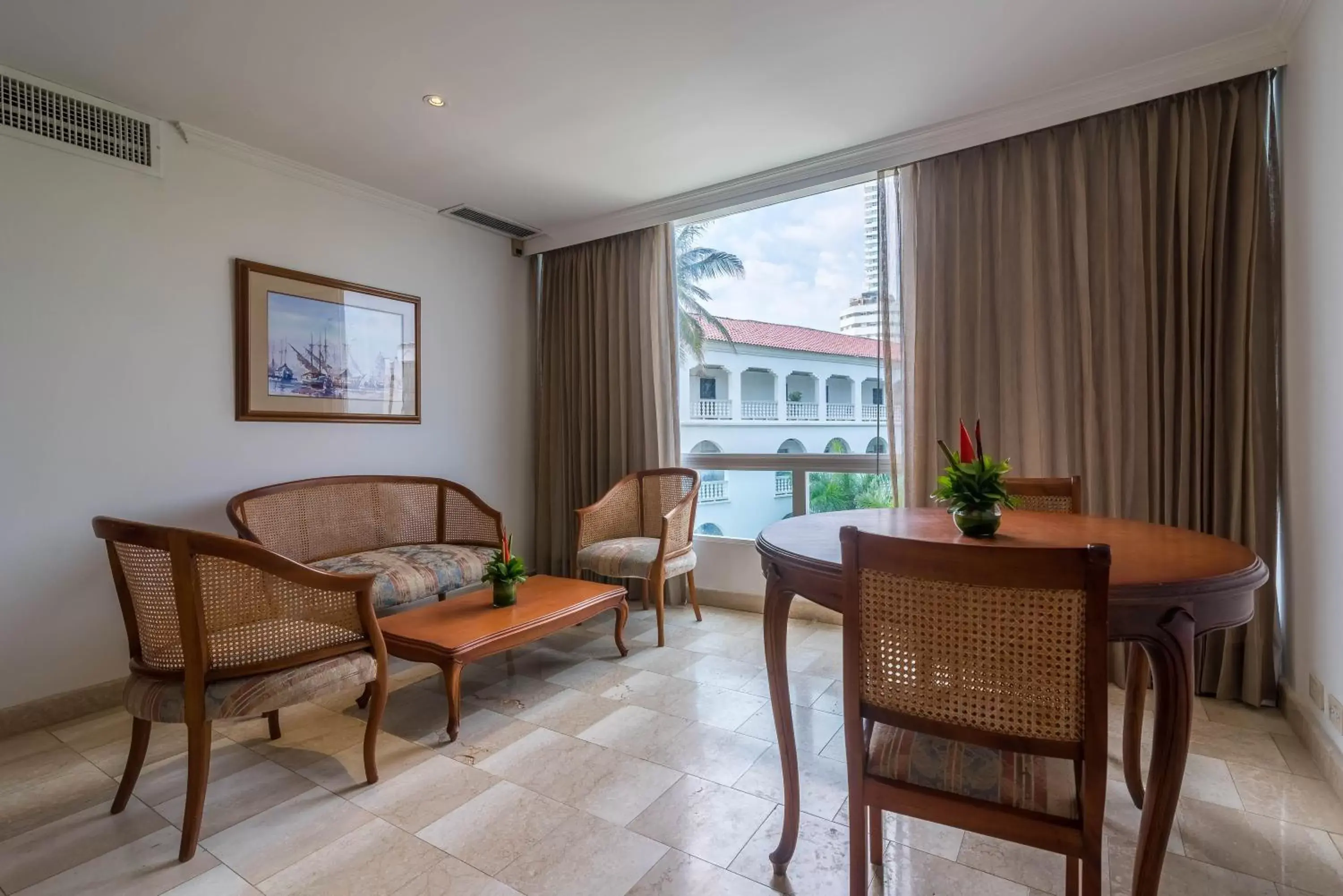 Living room in Hotel Caribe by Faranda Grand, a member of Radisson Individuals