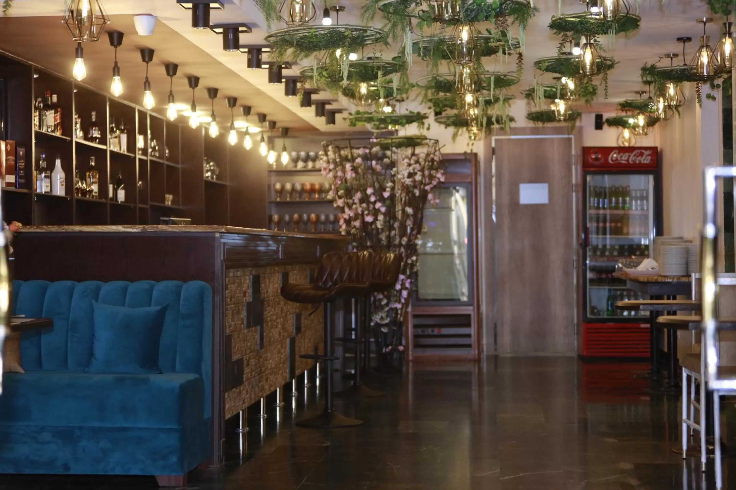 Communal lounge/ TV room in DeLin Hotel And Tours