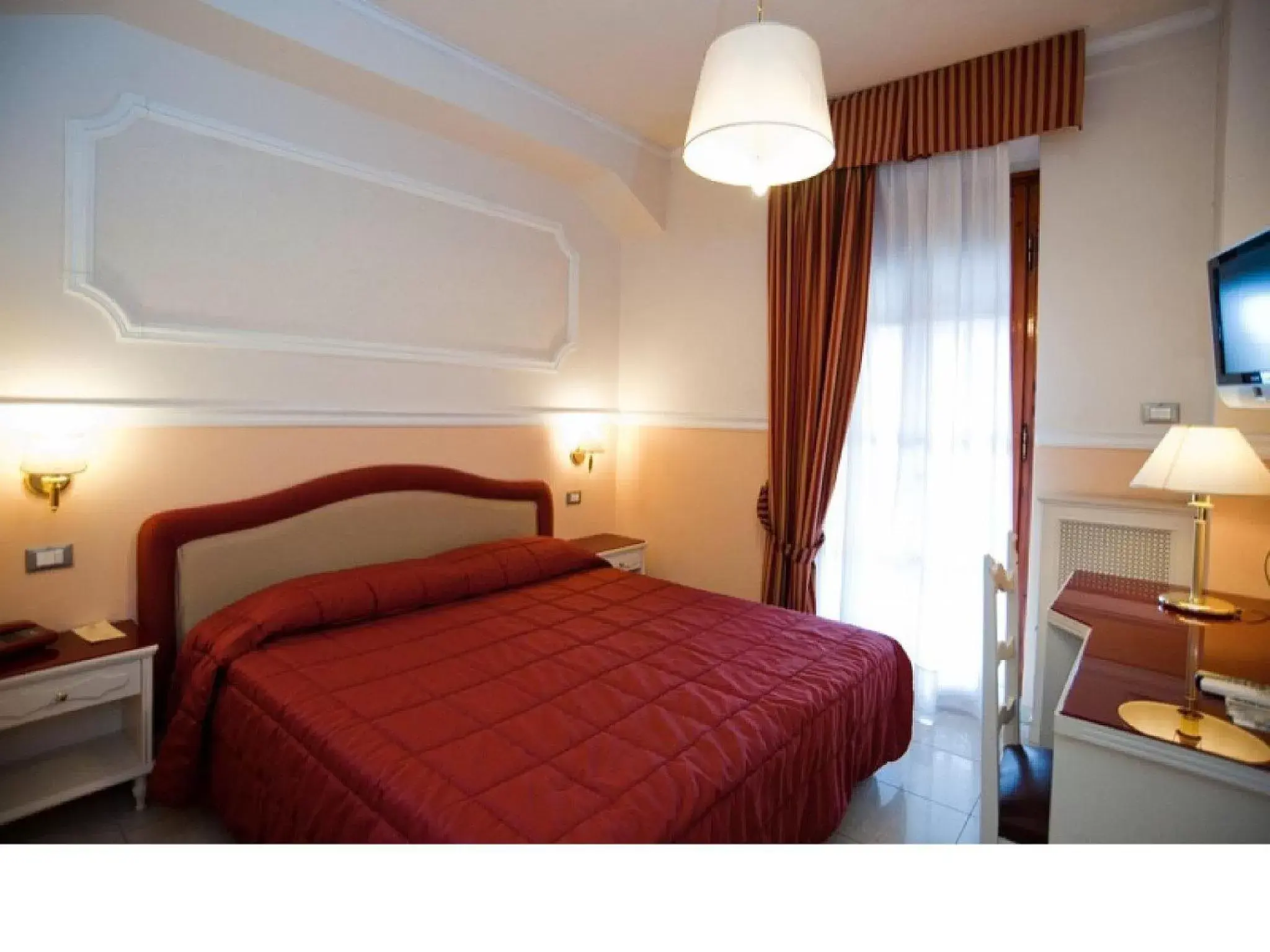 Bed in Hotel Gran Duca Bed in Hotel Gran Duca