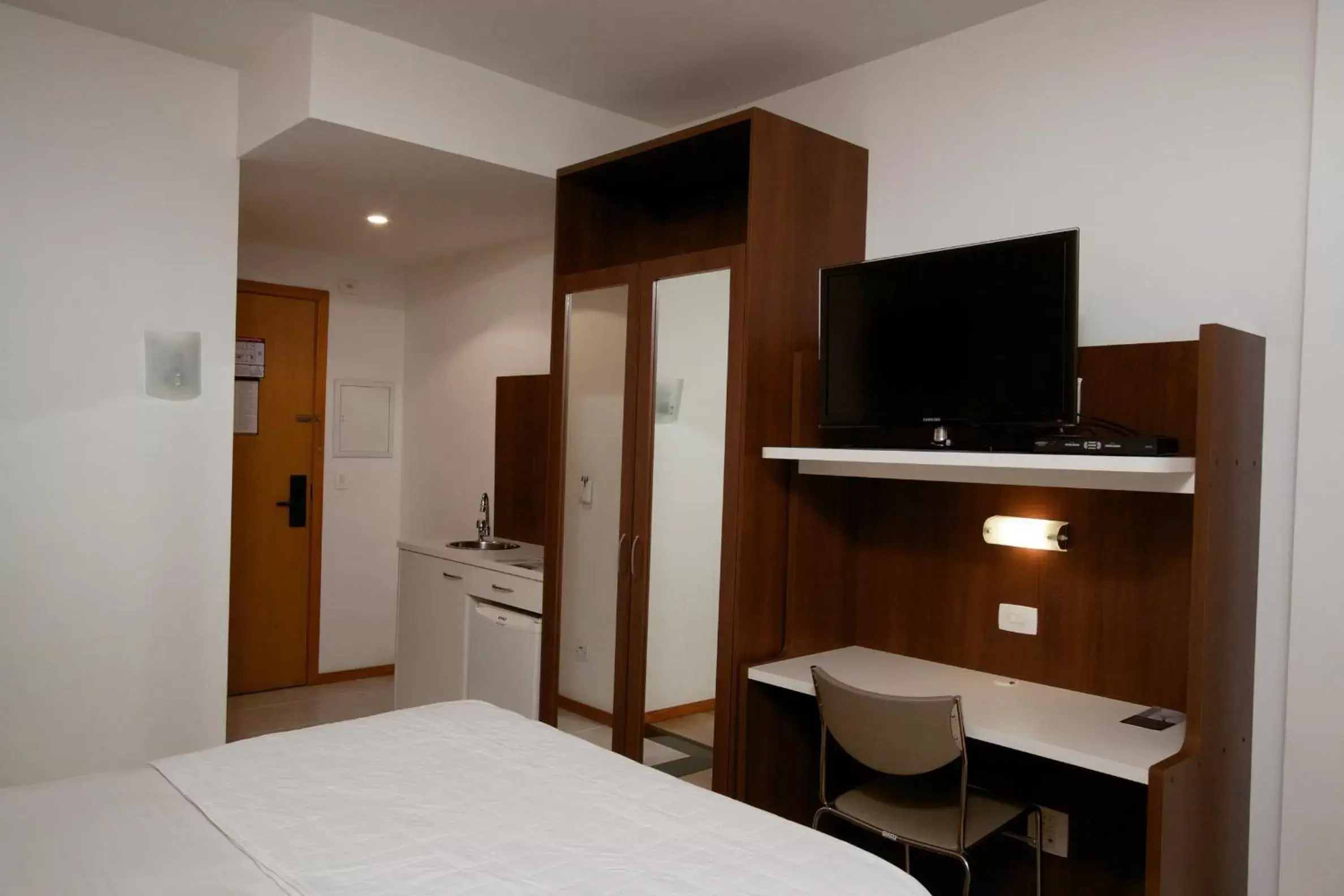 Bedroom, Bed in Bristol Centro Civico Curitiba Bedroom, Bed in Bristol Centro Civico Curitiba