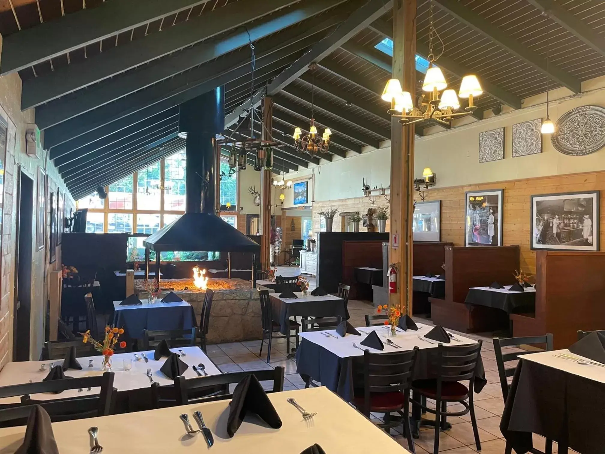 Restaurant/places to eat in Shasta Inn Restaurant/places to eat in Shasta Inn