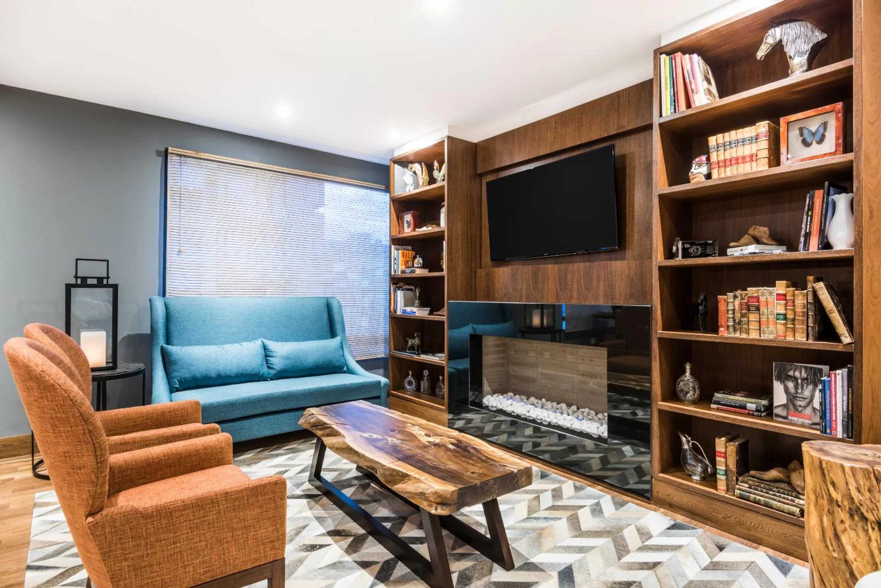 Business facilities, Seating Area in Cosmos 100 Executive